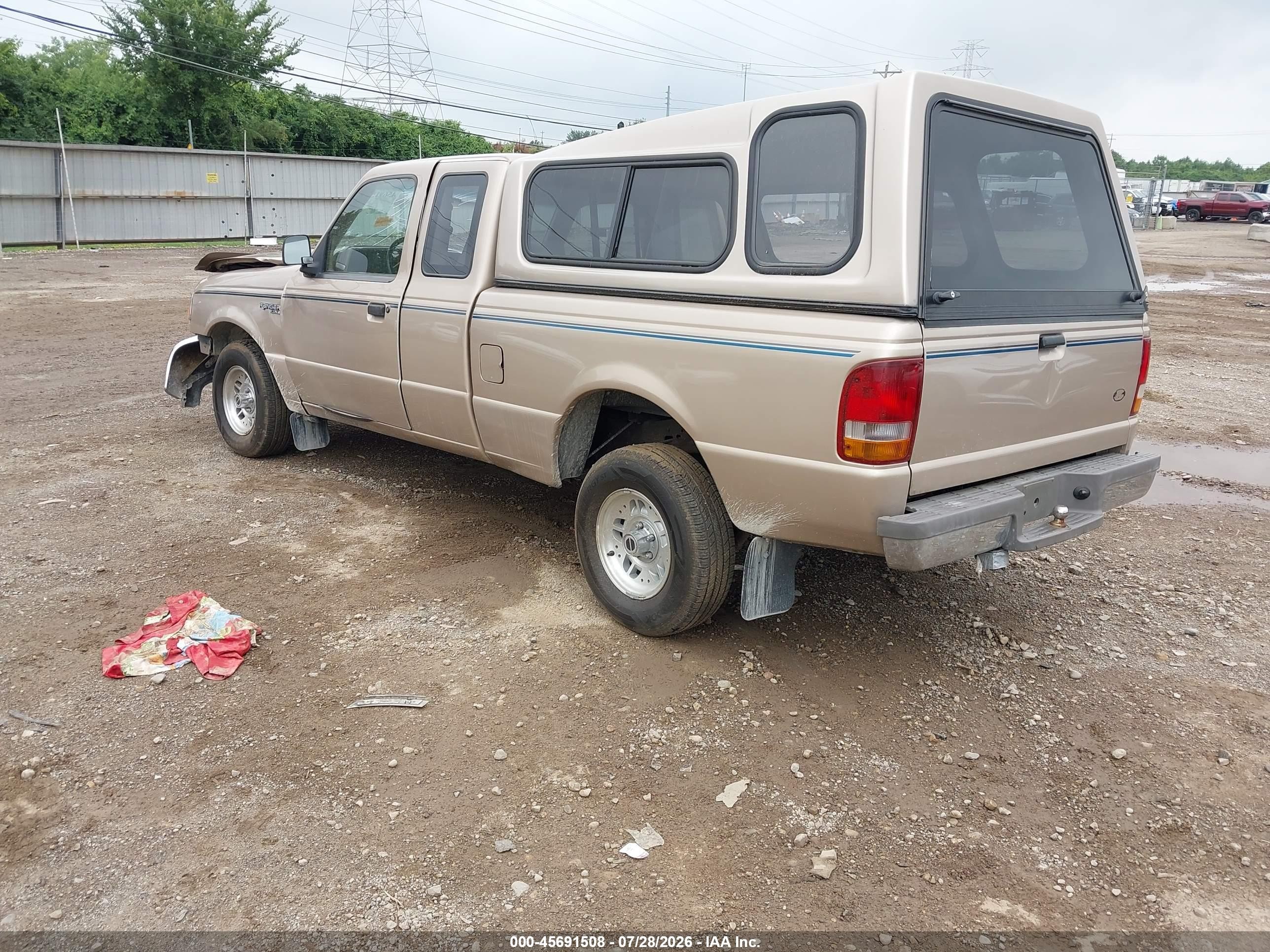 1994 Ford Ranger Super Cab Gold vin: 1FTCR14X3RPC58811