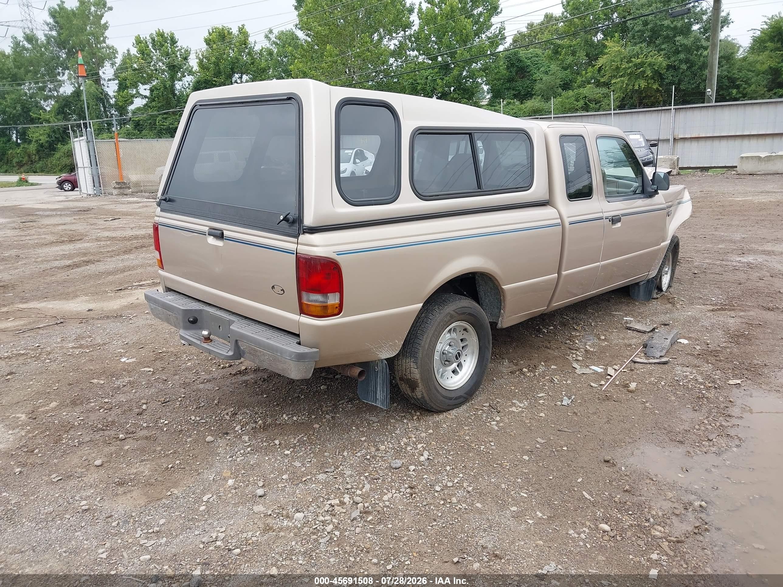 1994 Ford Ranger Super Cab Gold vin: 1FTCR14X3RPC58811