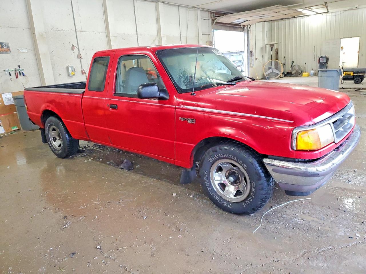1996 Ford Ranger Super Cab Red vin: 1FTCR14X3TPA86027
