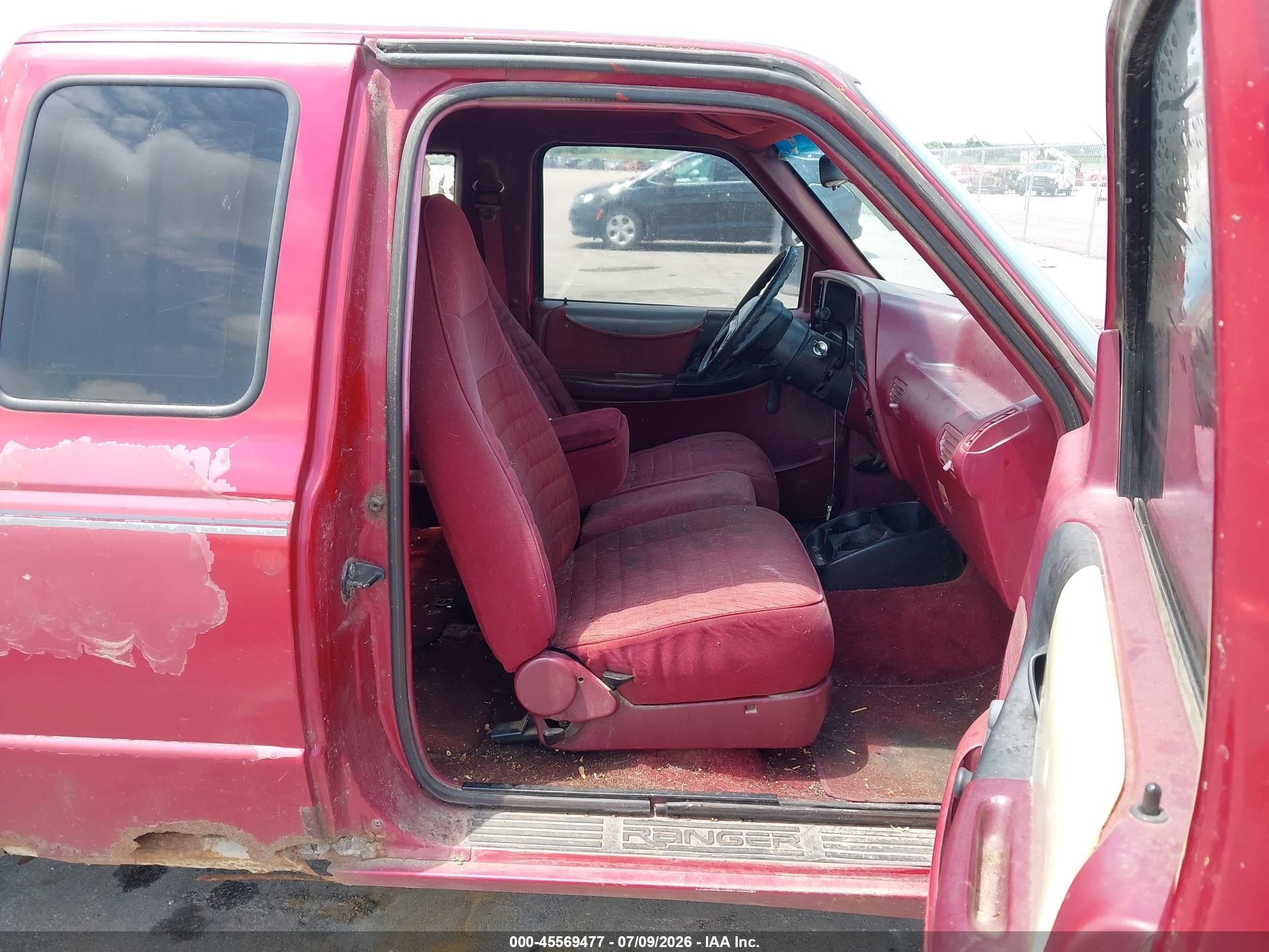1993 Ford Ranger Super Cab Red vin: 1FTCR14X4PPA99875