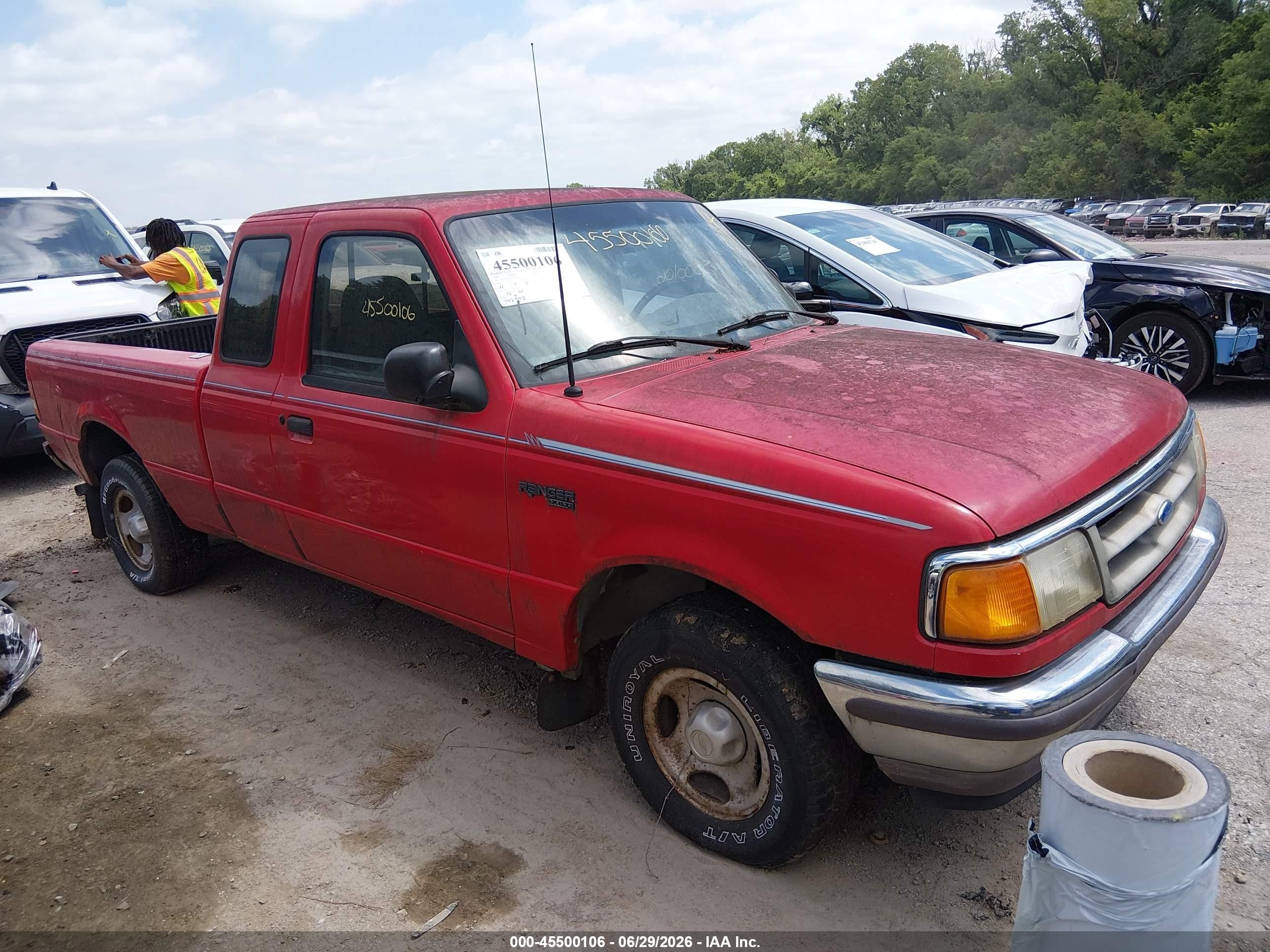 1996 Ford Ranger Super Cab Red vin: 1FTCR14X4TPA54364