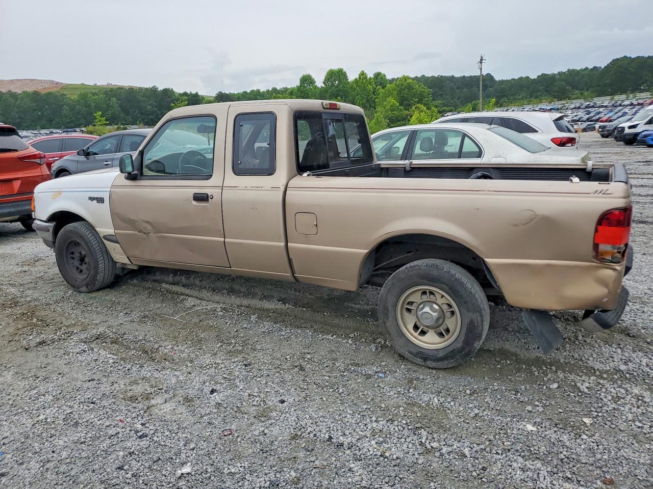 1995 Ford Ranger Super Cab Two Tone vin: 1FTCR14X5STA60549