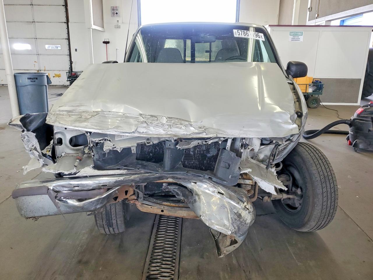 1996 Ford Ranger Super Cab Серебряный vin: 1FTCR14X5TPA02676