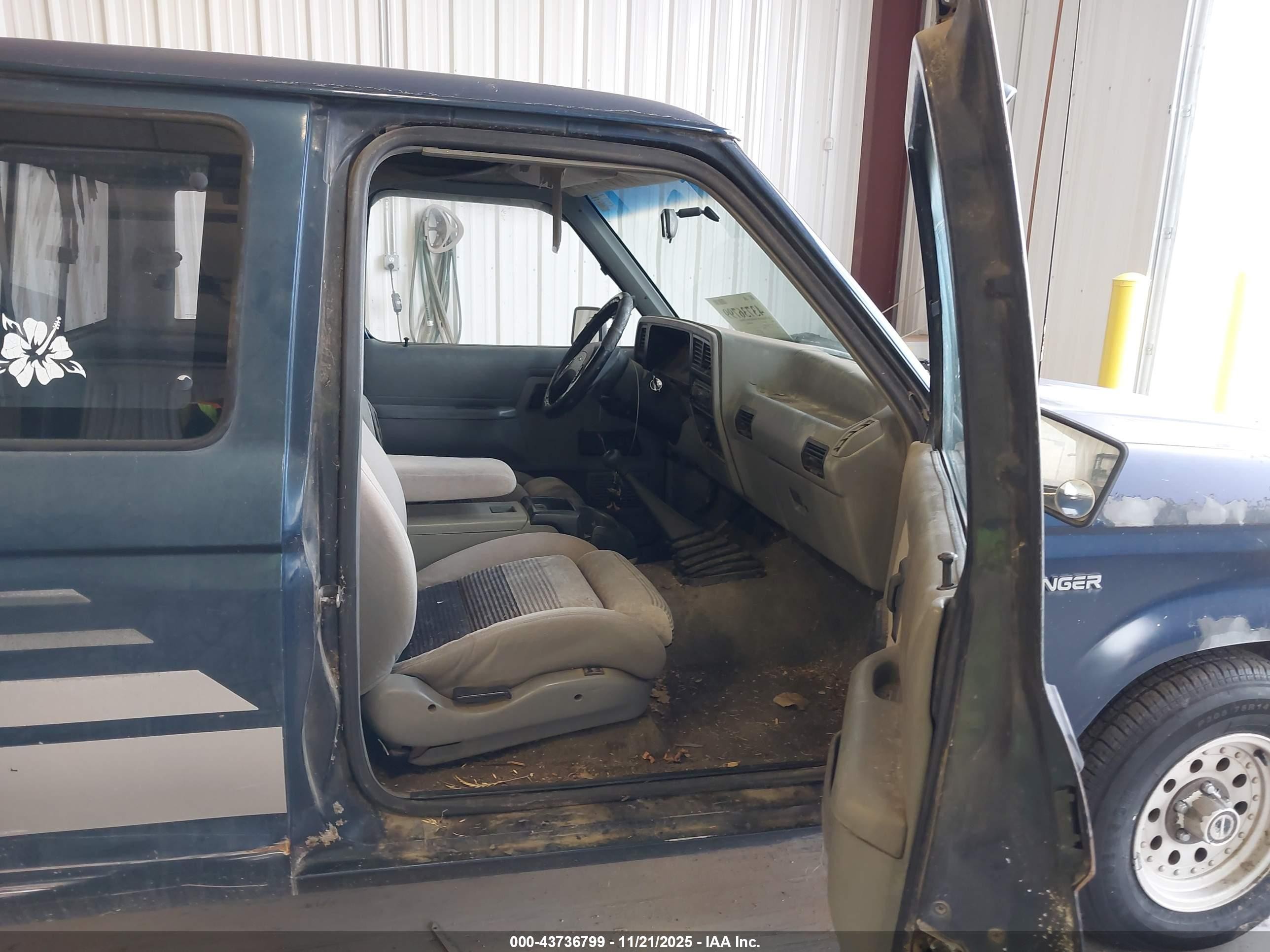 1992 Ford Ranger Super Cab Синий vin: 1FTCR14X6NTA46888
