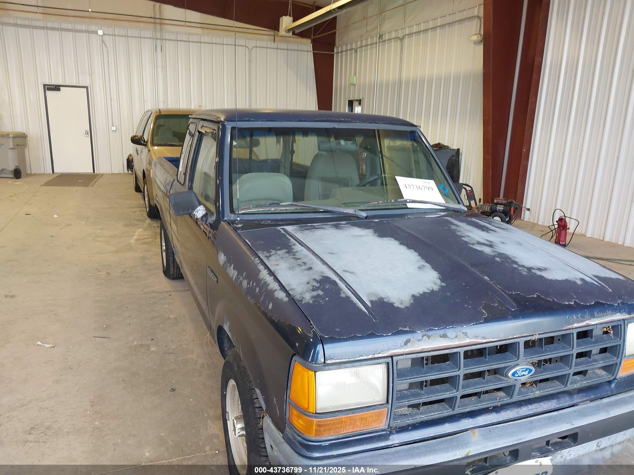 1992 Ford Ranger Super Cab Синий vin: 1FTCR14X6NTA46888