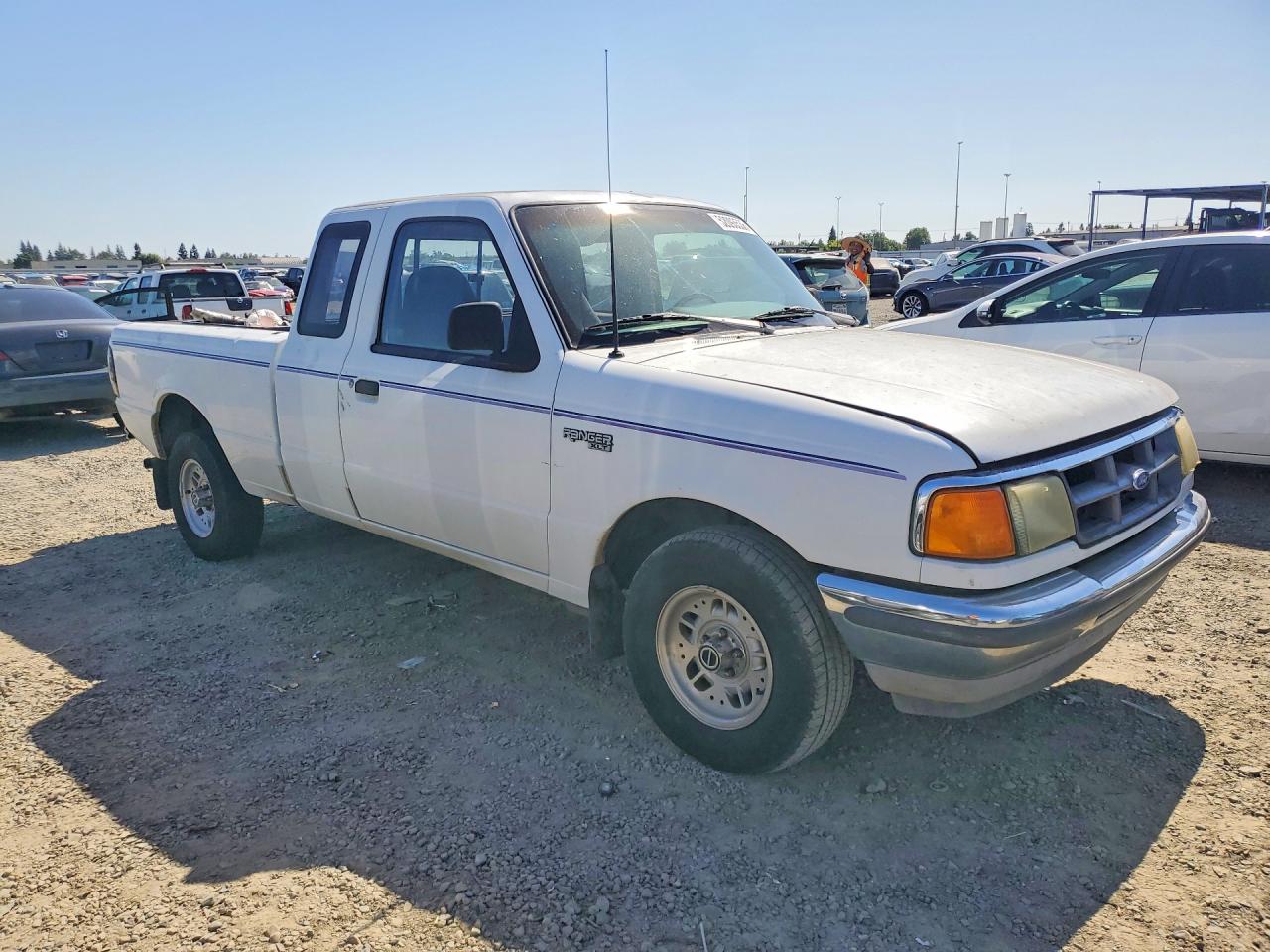 1993 Ford Ranger Super Cab White vin: 1FTCR14X6PPA37359