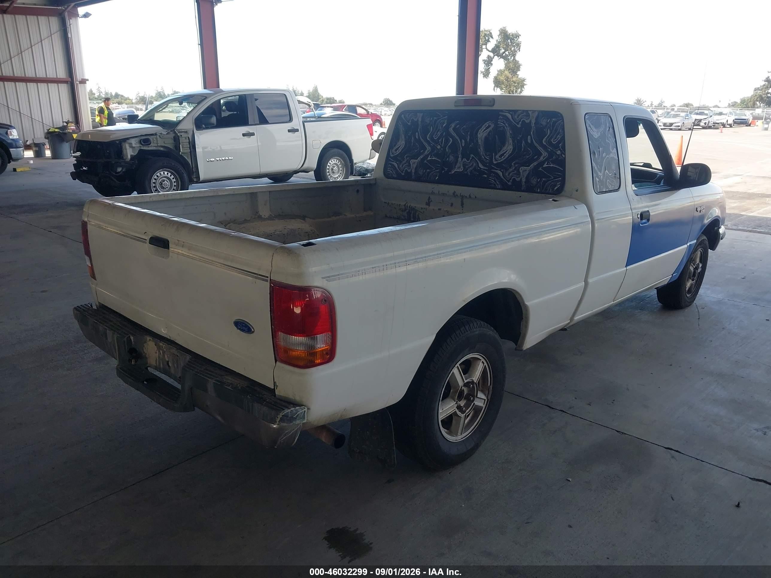 1994 Ford Ranger Super Cab White vin: 1FTCR14X6RPA53368