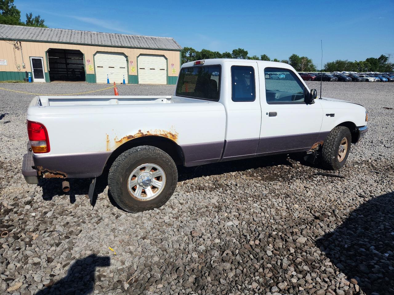1996 Ford Ranger Super Cab White vin: 1FTCR14X6TPB39898