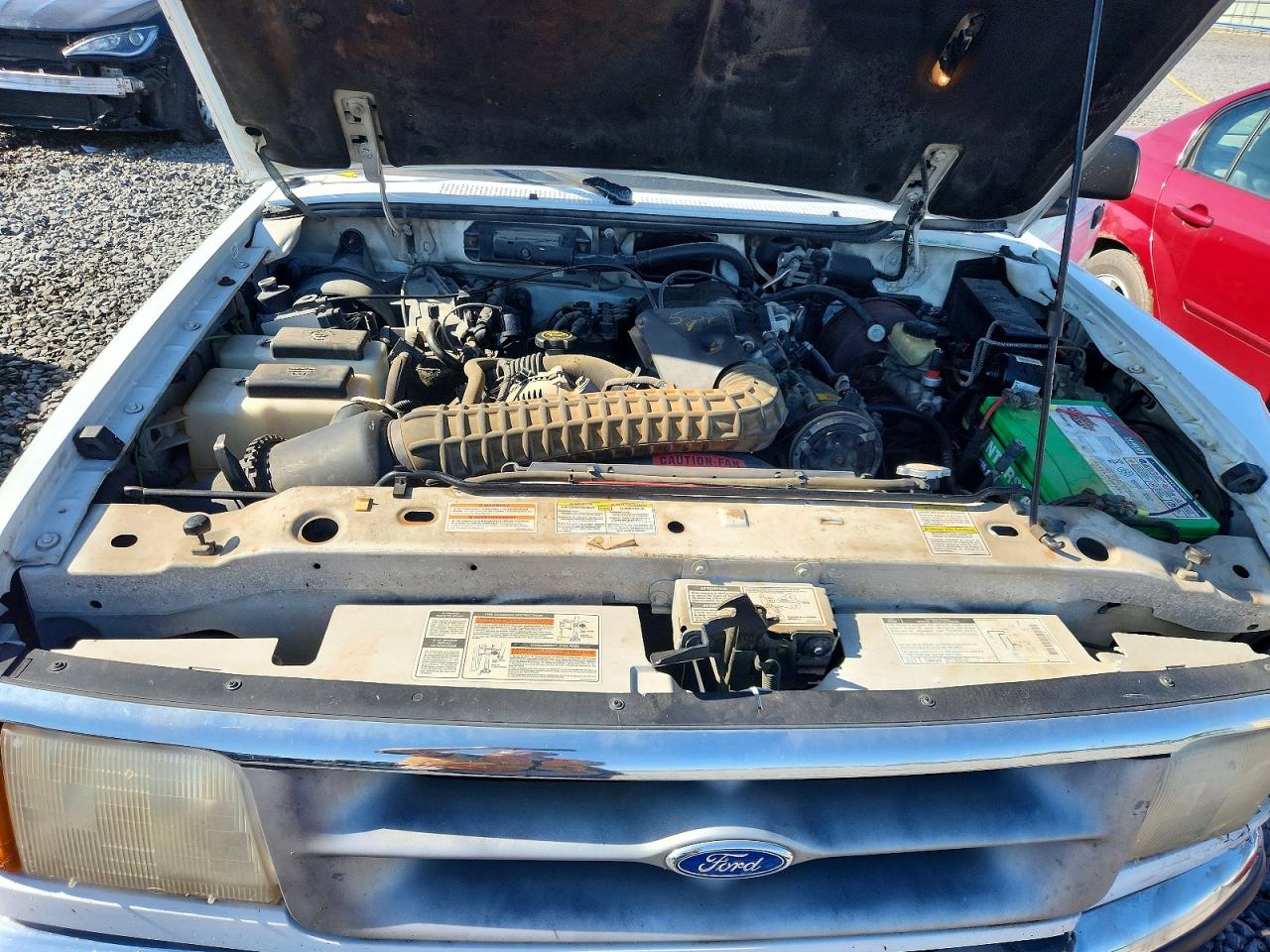 1996 Ford Ranger Super Cab White vin: 1FTCR14X6TPB39898