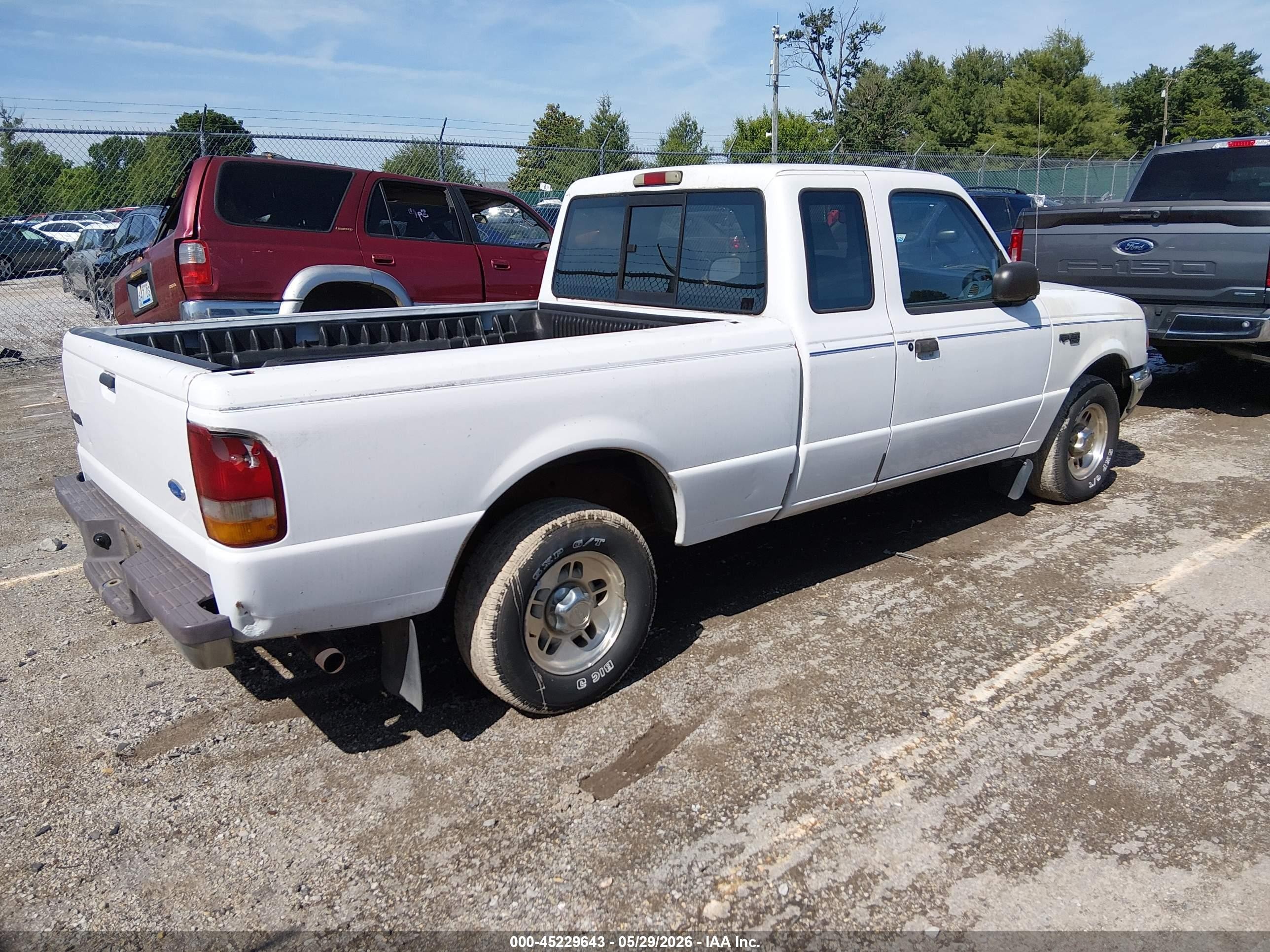 1997 Ford Ranger Splash/xlt White vin: 1FTCR14X6VTA27094