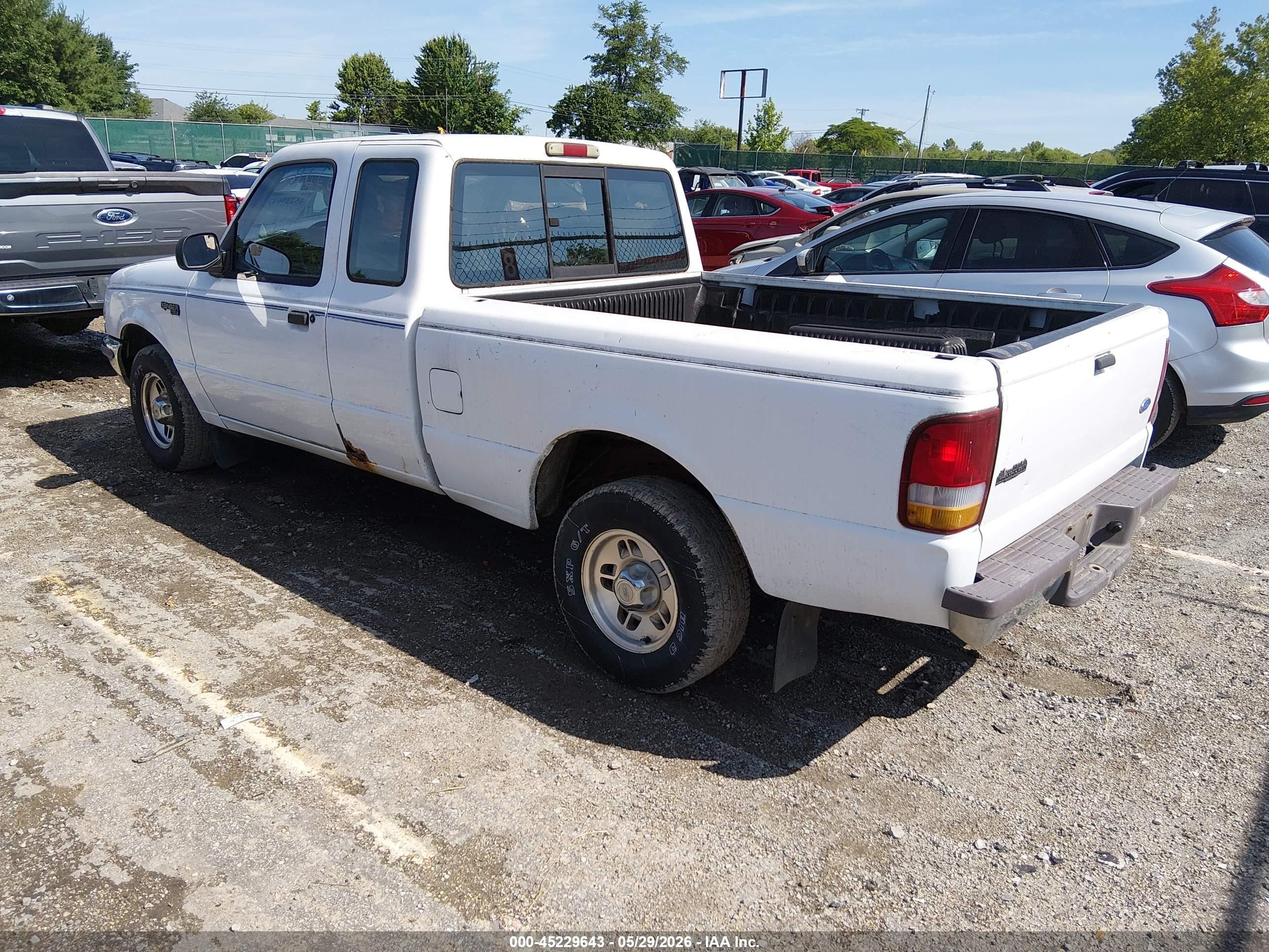 1997 Ford Ranger Splash/xlt White vin: 1FTCR14X6VTA27094