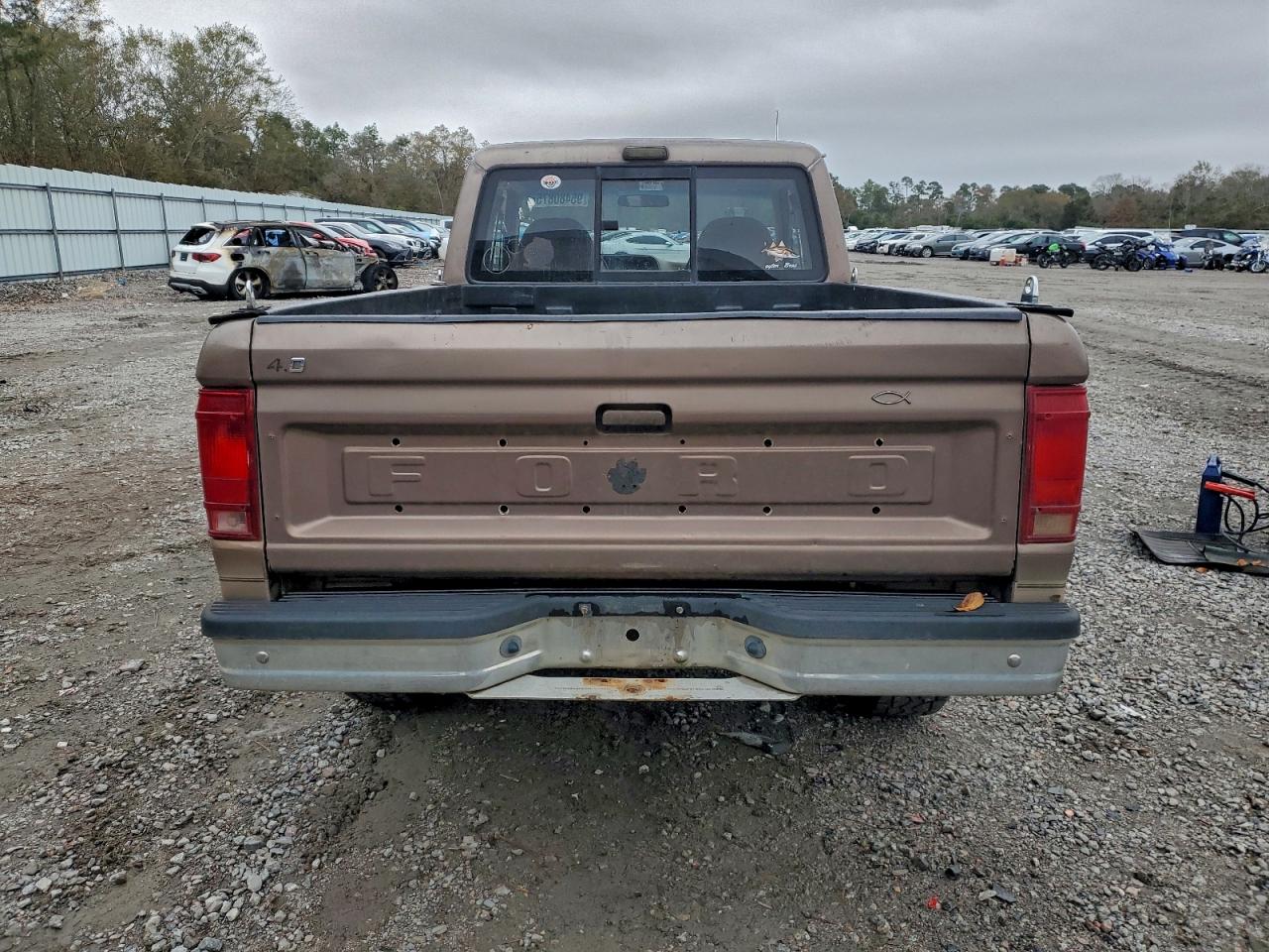 1992 Ford Ranger Super Cab Brown vin: 1FTCR14X7NTA78233