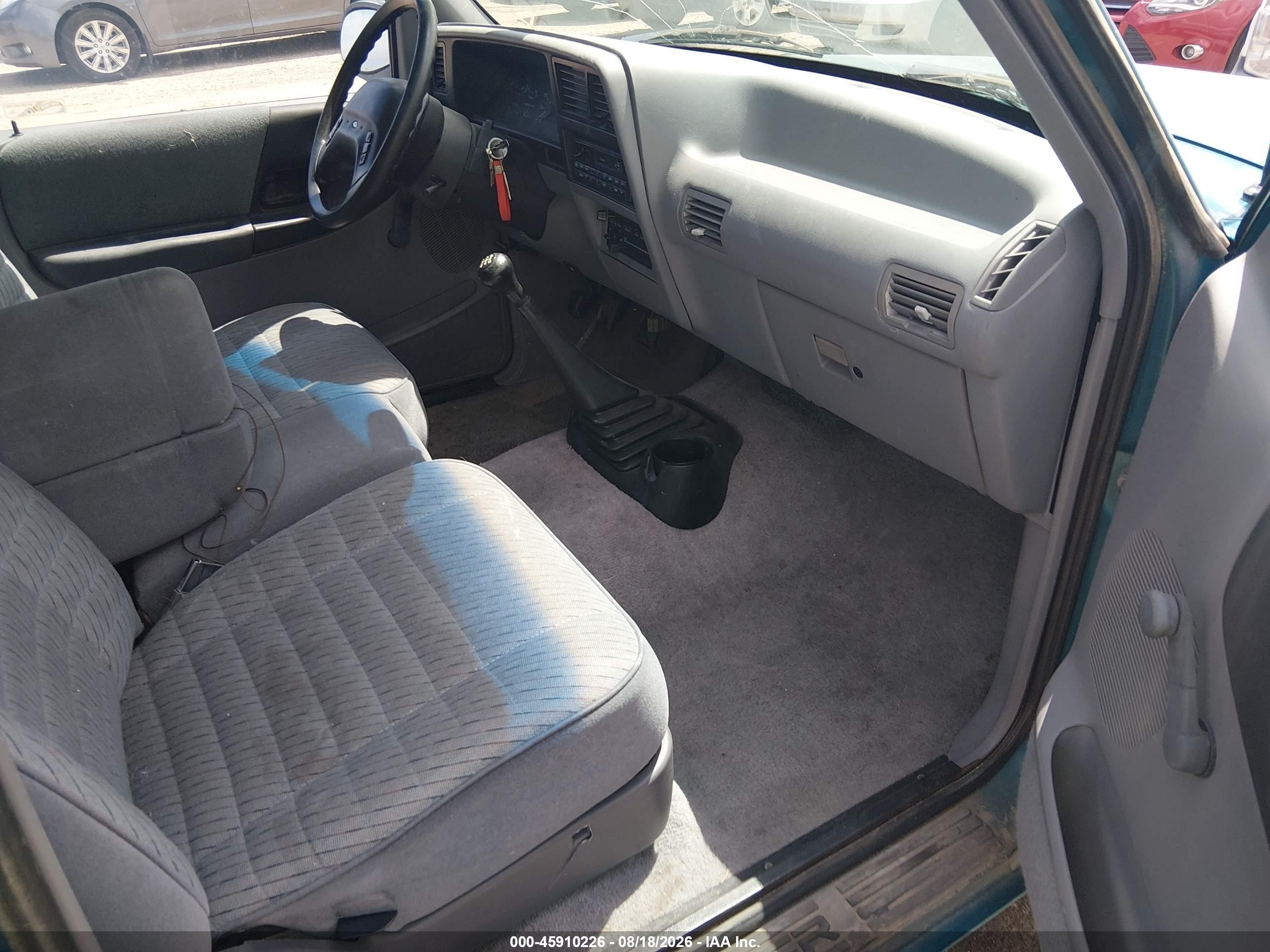 1994 Ford Ranger Super Cab Green vin: 1FTCR14X8RPA05533