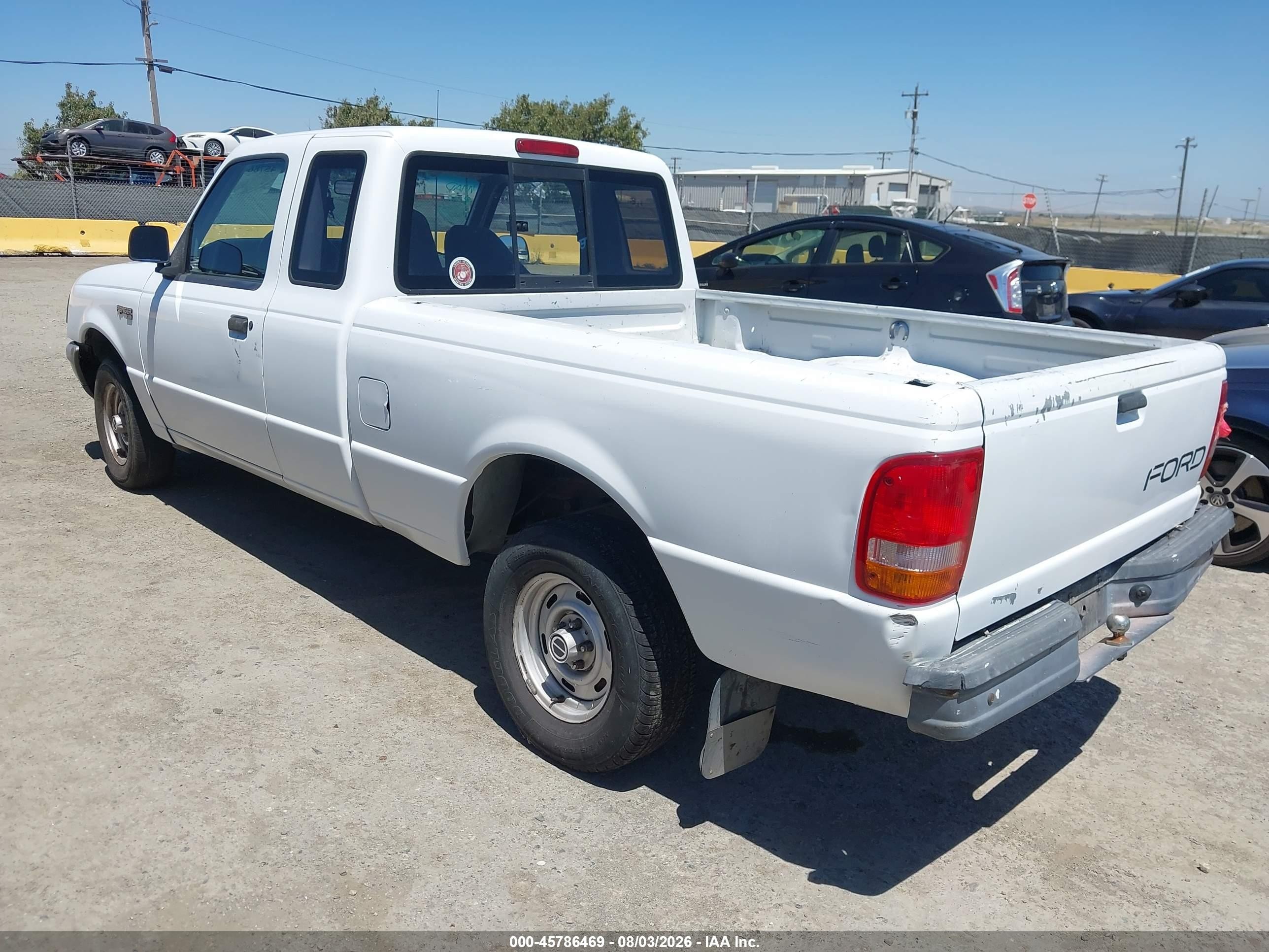 1994 Ford Ranger Super Cab White vin: 1FTCR14X9RPA59973