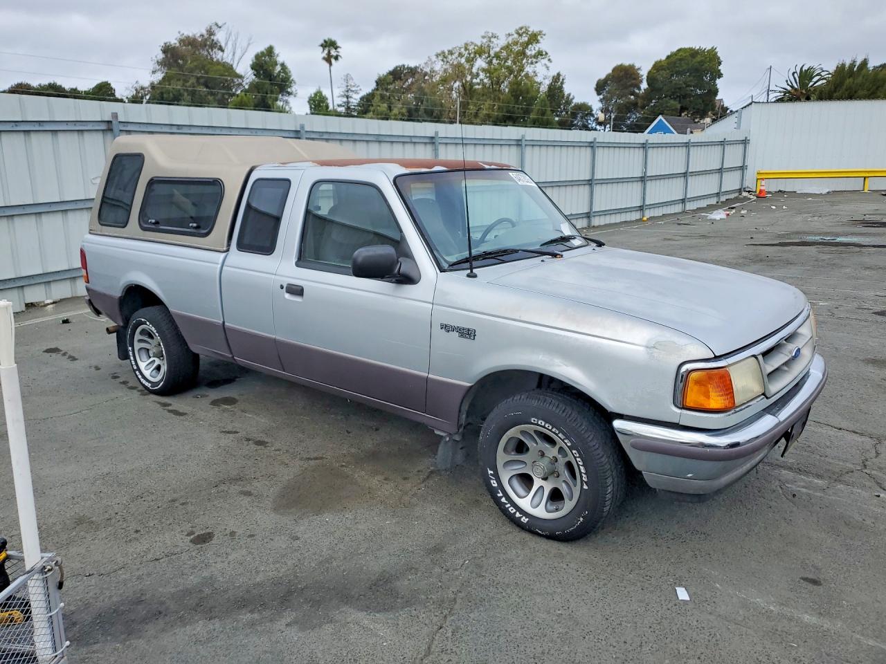 1995 Ford Ranger Super Cab Silver vin: 1FTCR14X9SPA96656