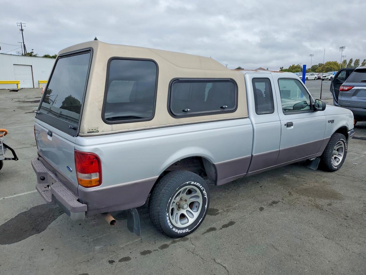 1995 Ford Ranger Super Cab Silver vin: 1FTCR14X9SPA96656