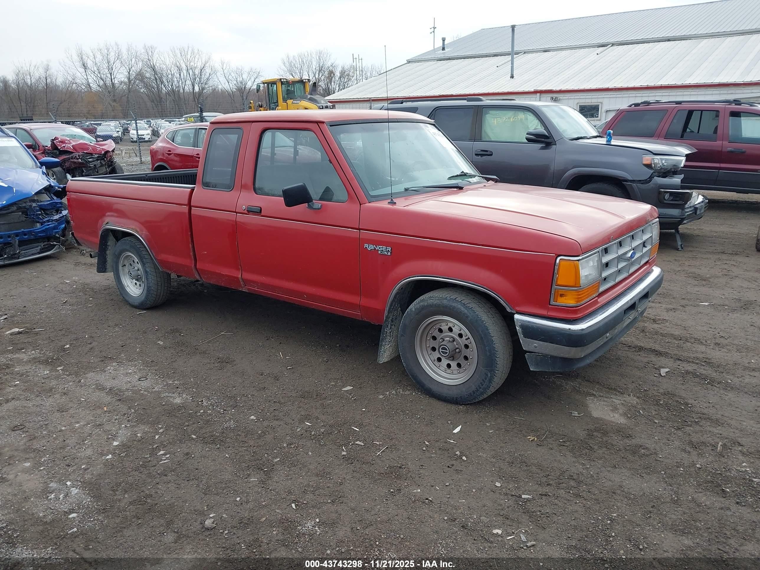 1990 Ford Ranger Super Cab Красный vin: 1FTCR14XXLPA96814