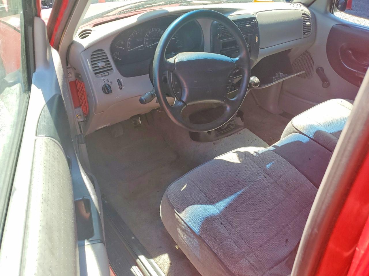 1995 Ford Ranger Super Cab Красный vin: 1FTCR14XXSPA49068