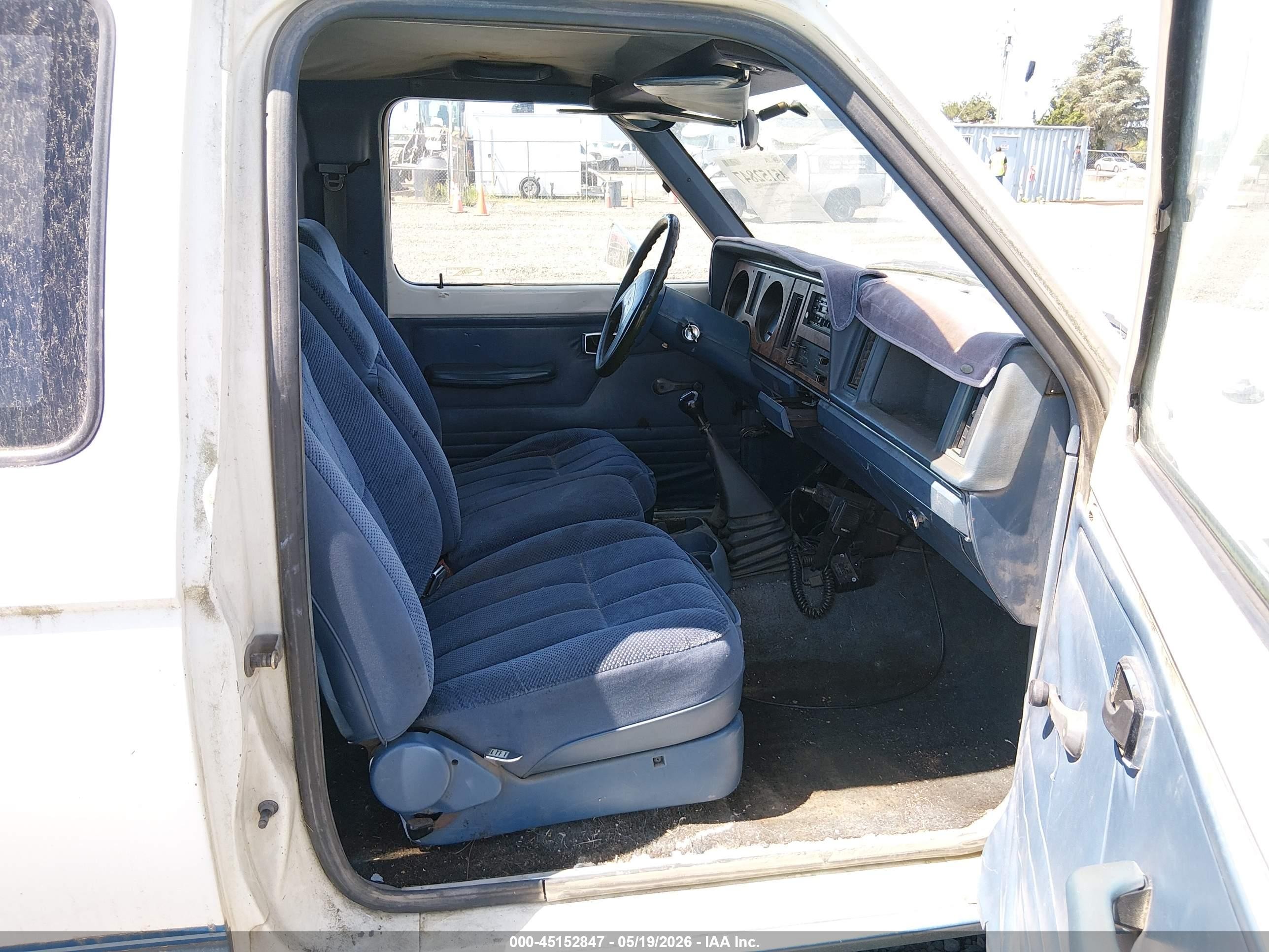 1988 Ford Ranger Super Cab White vin: 1FTCR15T1JPB23181