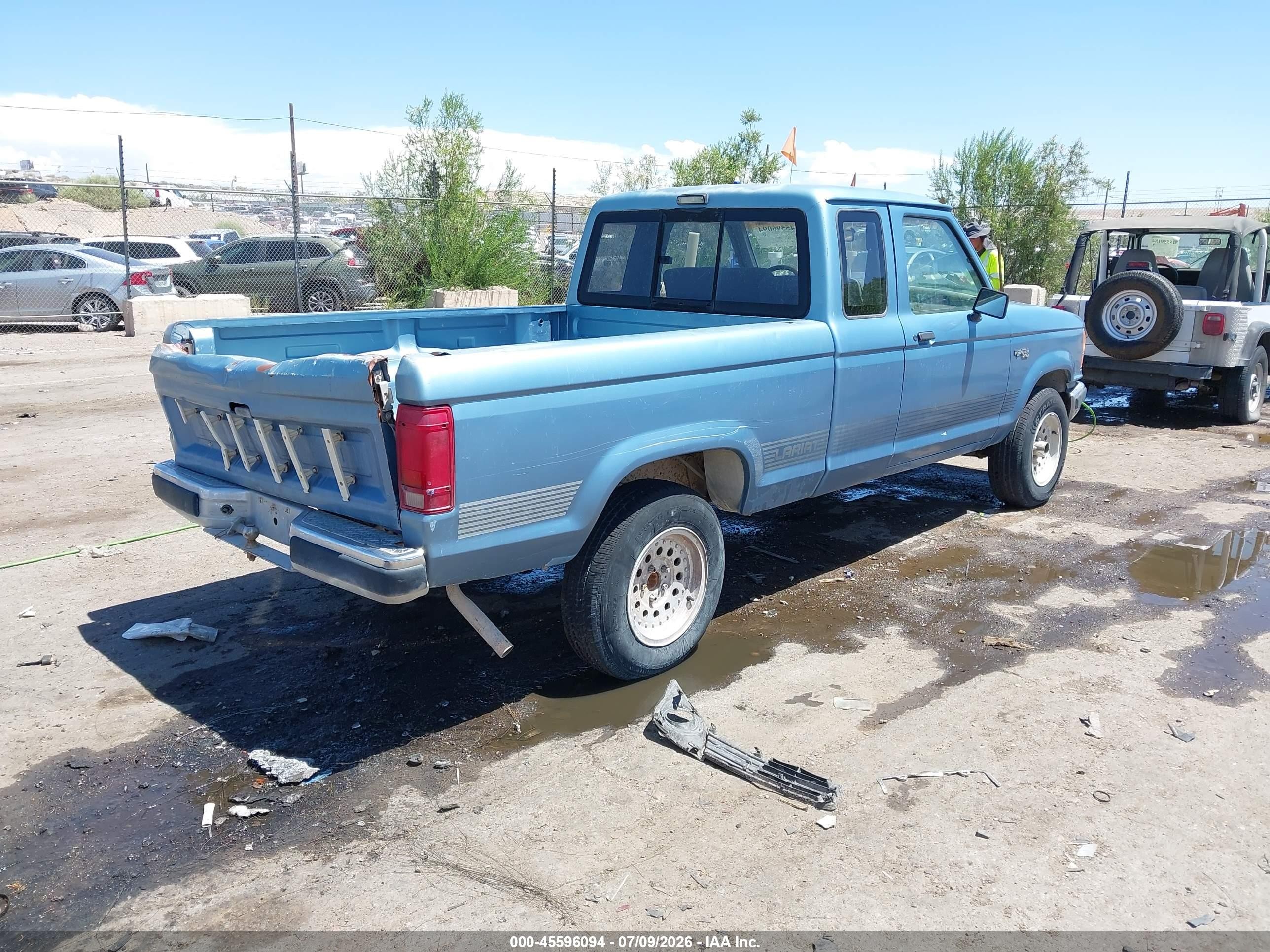 1990 Ford Ranger Super Cab Синий vin: 1FTCR15T3LPB18499