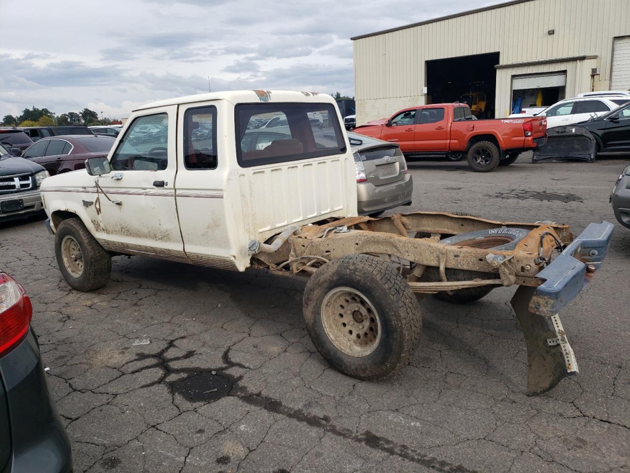 1989 Ford Ranger Super Cab White vin: 1FTCR15T4JPB61438
