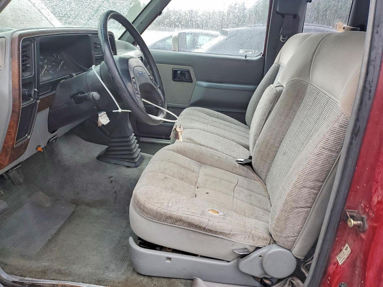 1989 Ford Ranger Super Cab Red vin: 1FTCR15T4KPB51557