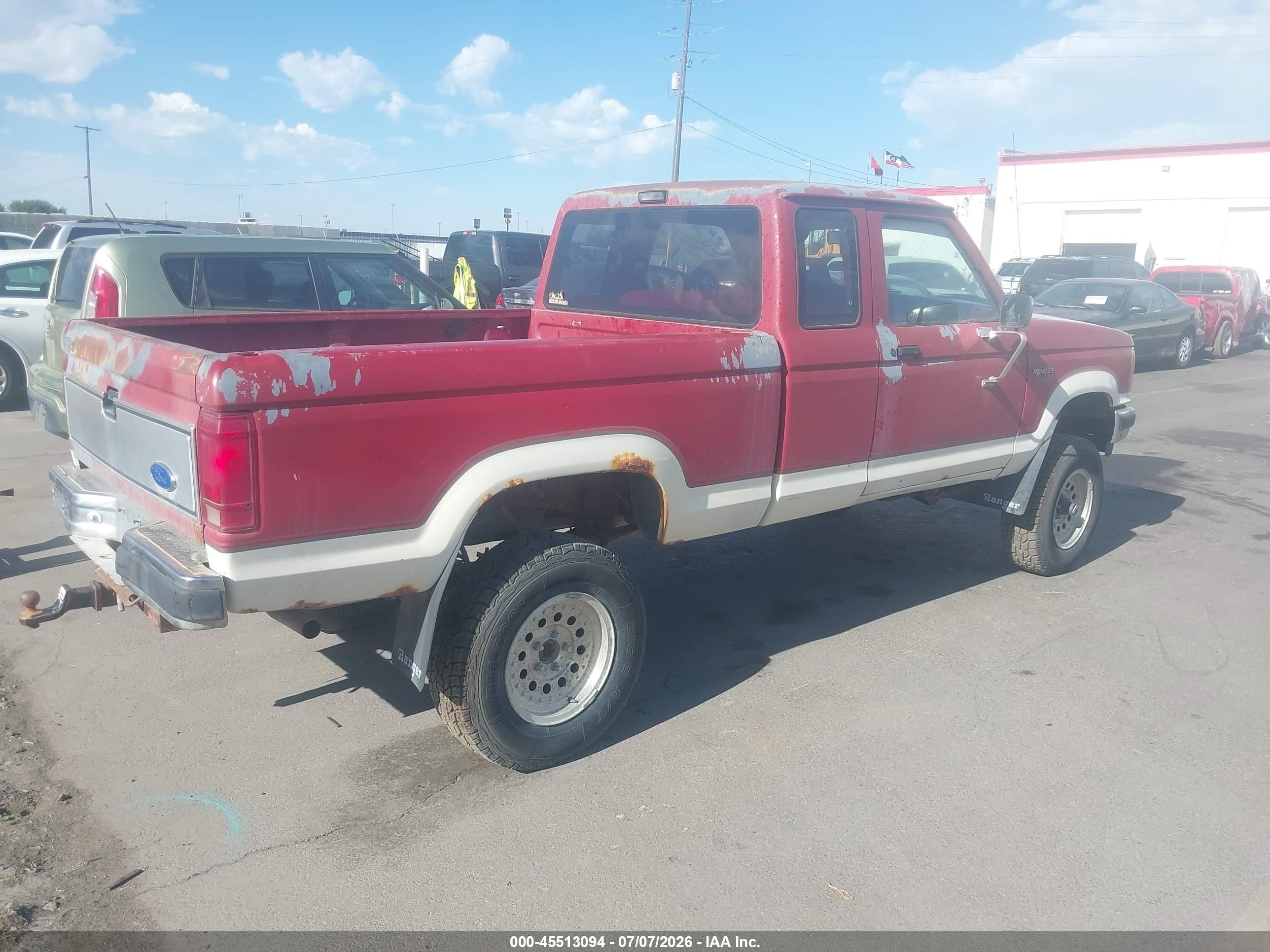1990 Ford Ranger Super Cab Красный vin: 1FTCR15T4LPA11848