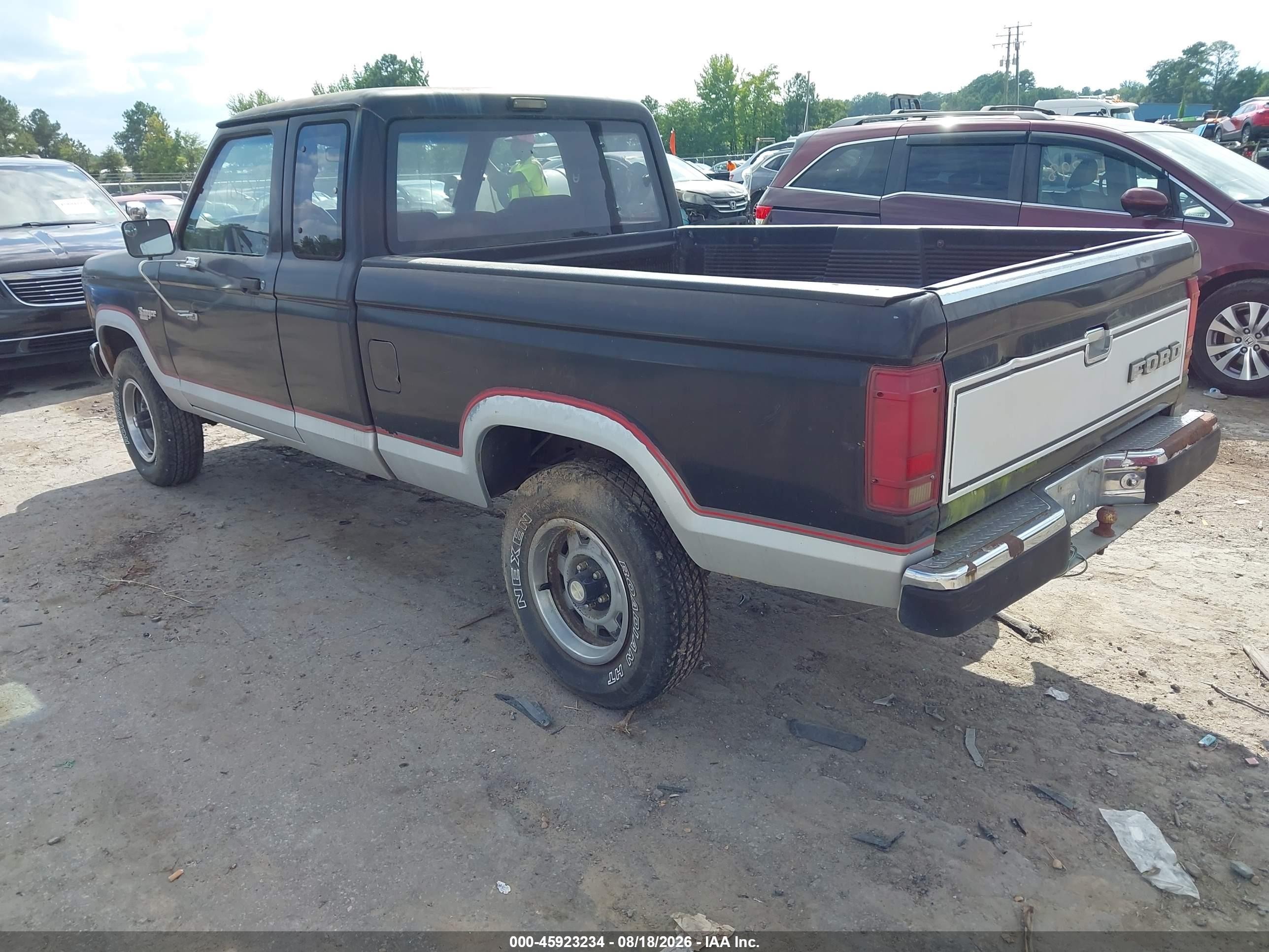 1987 Ford Ranger Super Cab Black vin: 1FTCR15T6HPB53688