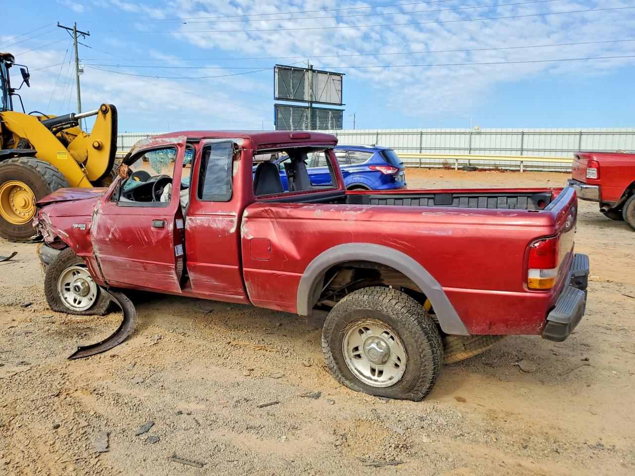 1997 Ford Ranger Super Cab Red vin: 1FTCR15U6VTA27651