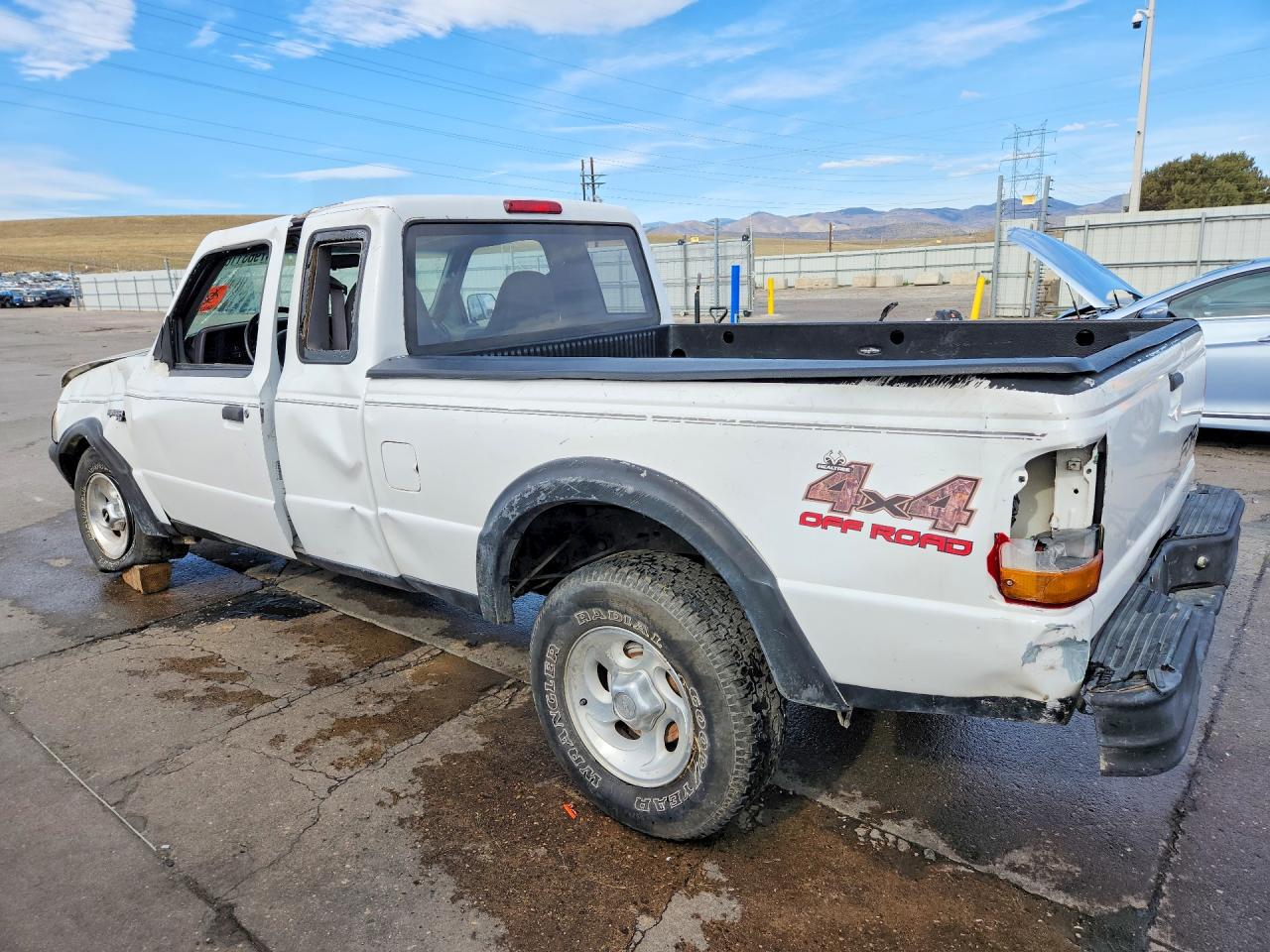 1994 Ford Ranger Super Cab White vin: 1FTCR15X0RPB60690