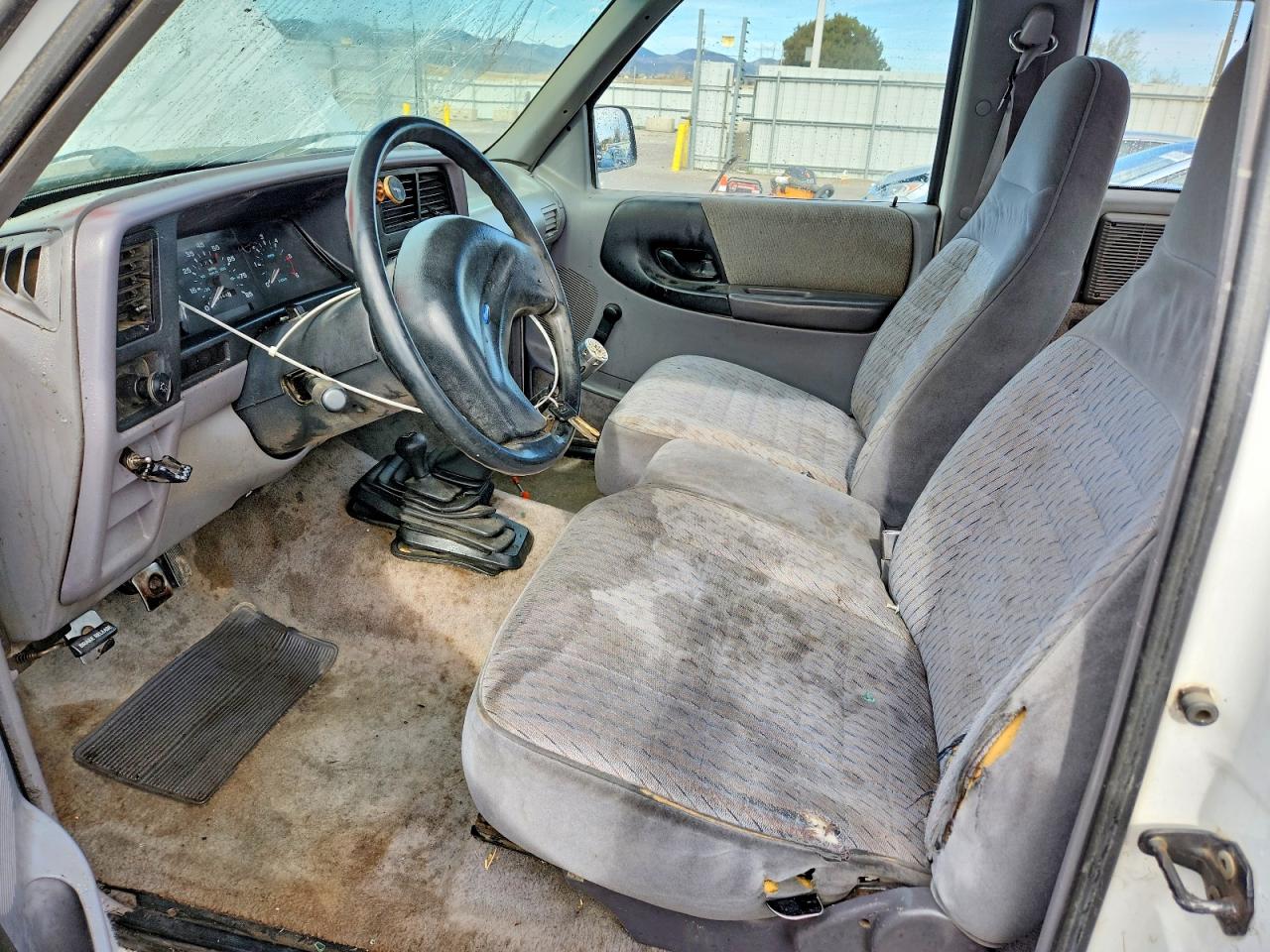 1994 Ford Ranger Super Cab White vin: 1FTCR15X0RPB60690