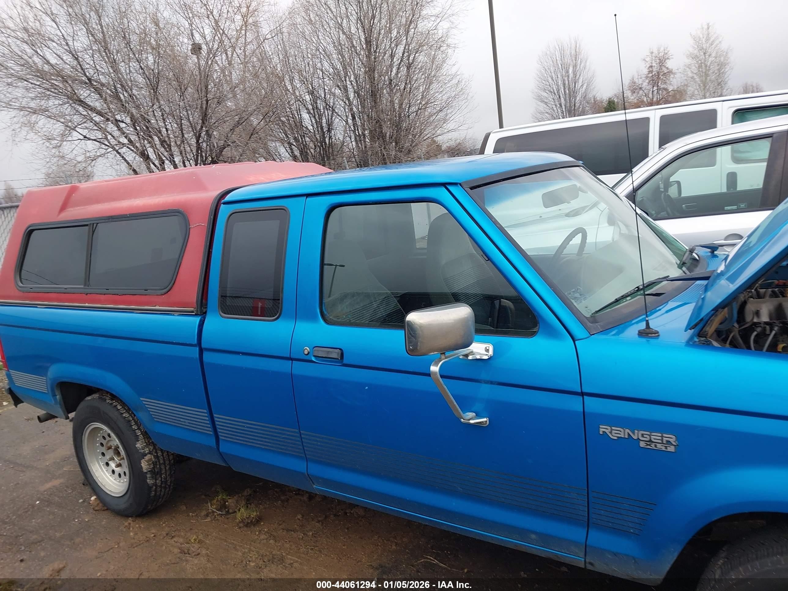 1992 Ford Ranger Super Cab Синий vin: 1FTCR15X1NPA05074