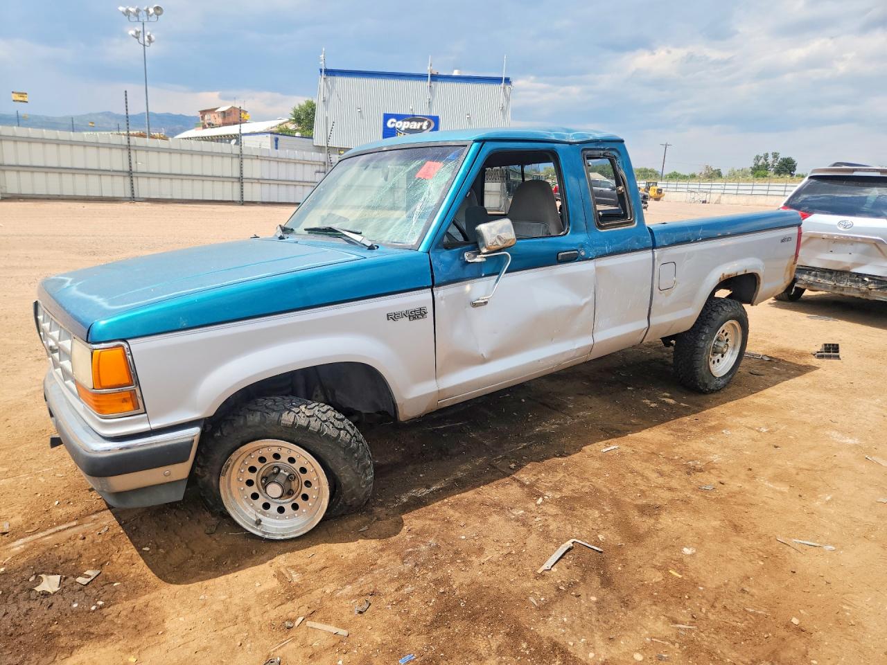 1992 Ford Ranger Super Cab Two Tone vin: 1FTCR15X1NTA35182