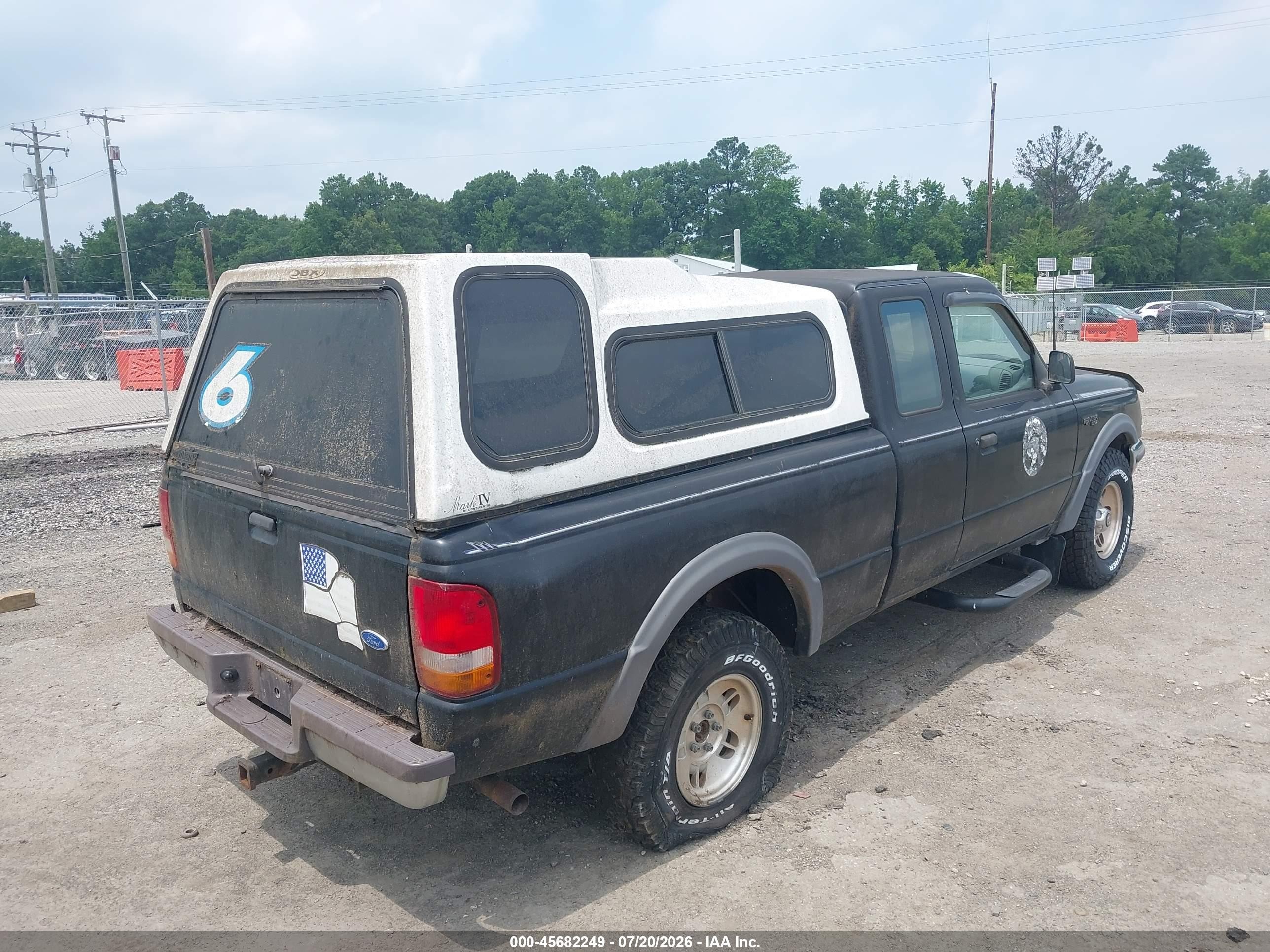 1996 Ford Ranger Super Cab Black vin: 1FTCR15X2TTA34524