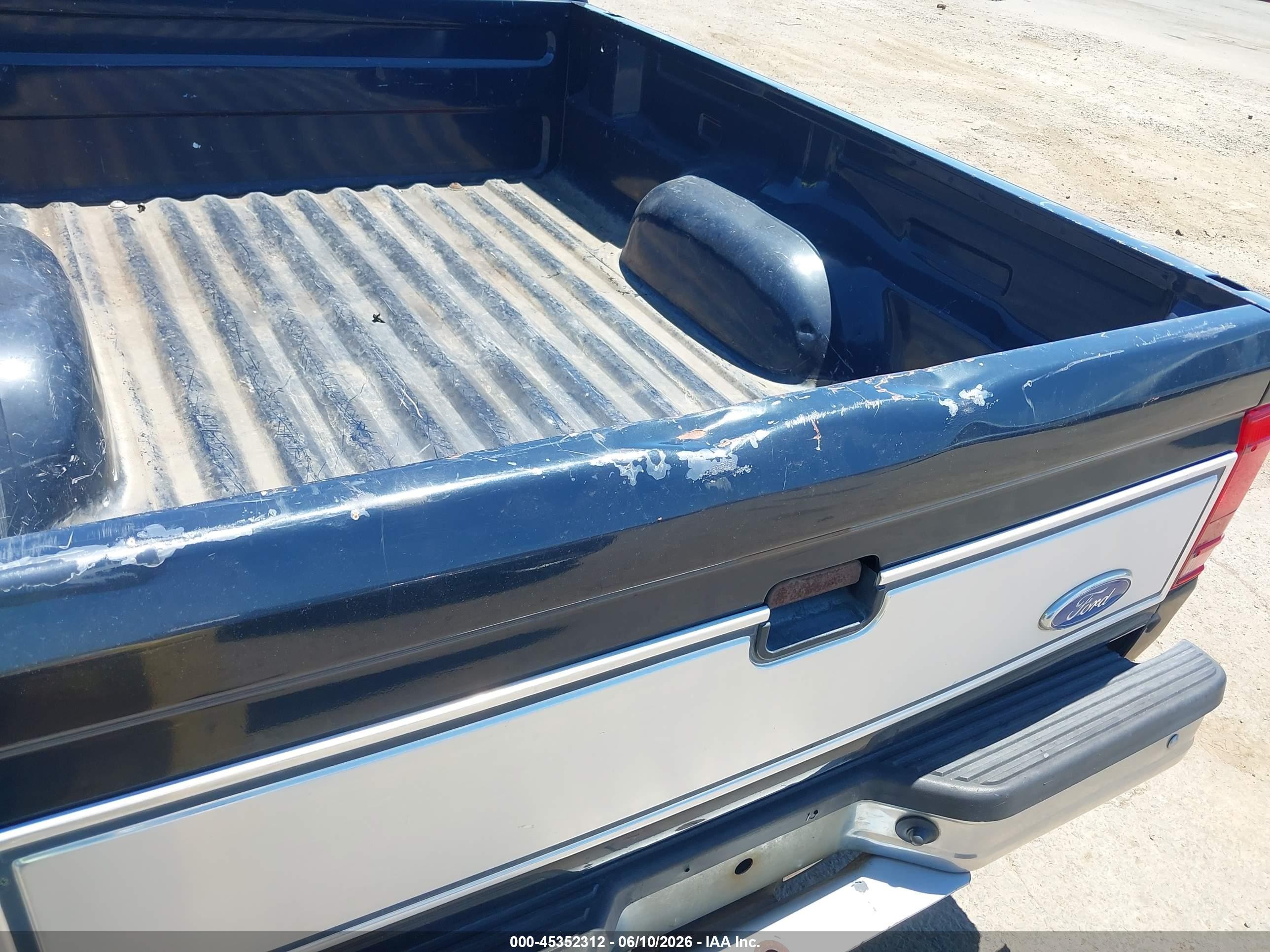 1992 Ford Ranger Super Cab Blue vin: 1FTCR15X3NPB02325