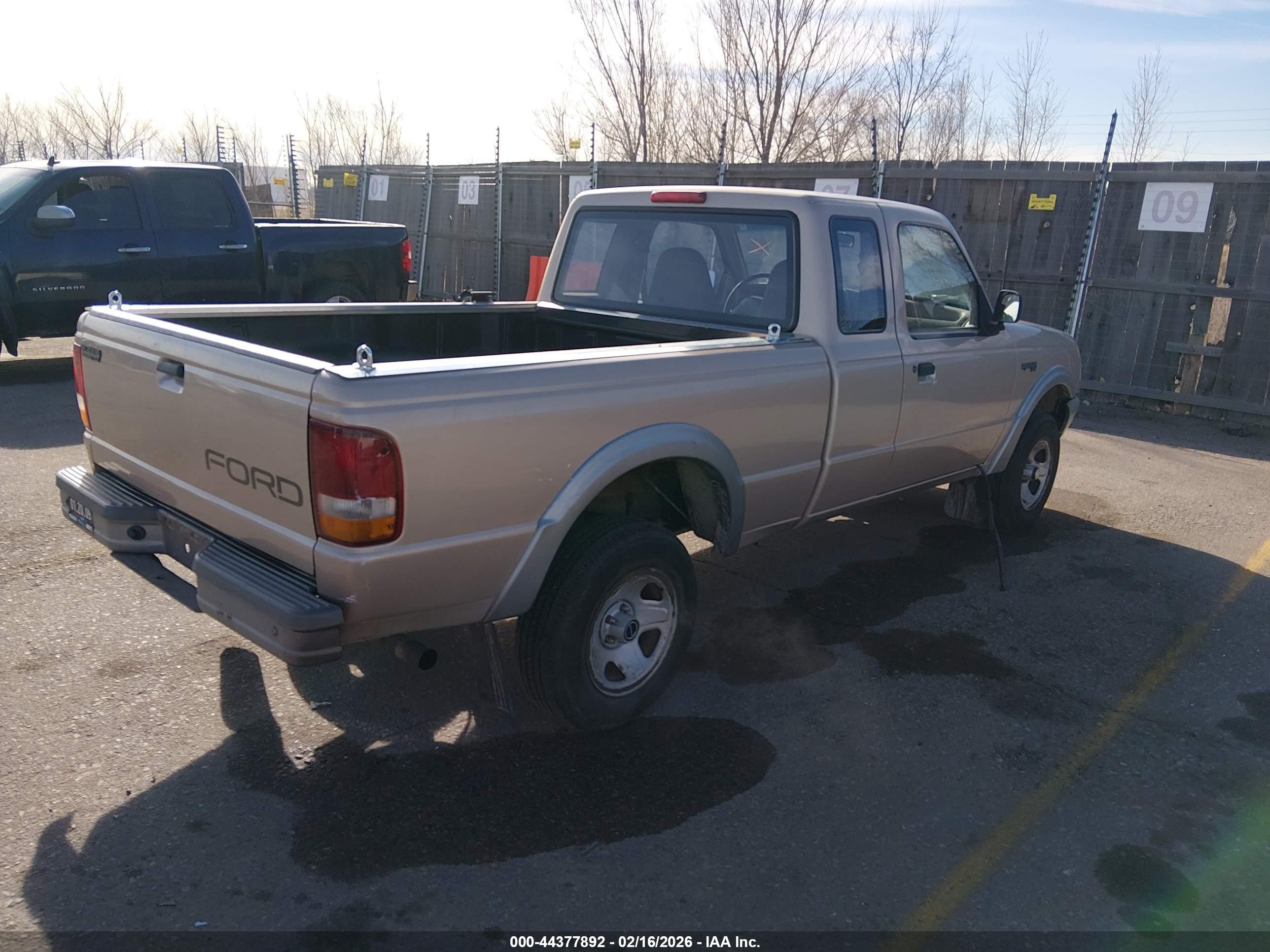 1993 Ford Ranger Super Cab Gold vin: 1FTCR15X4PPB17919
