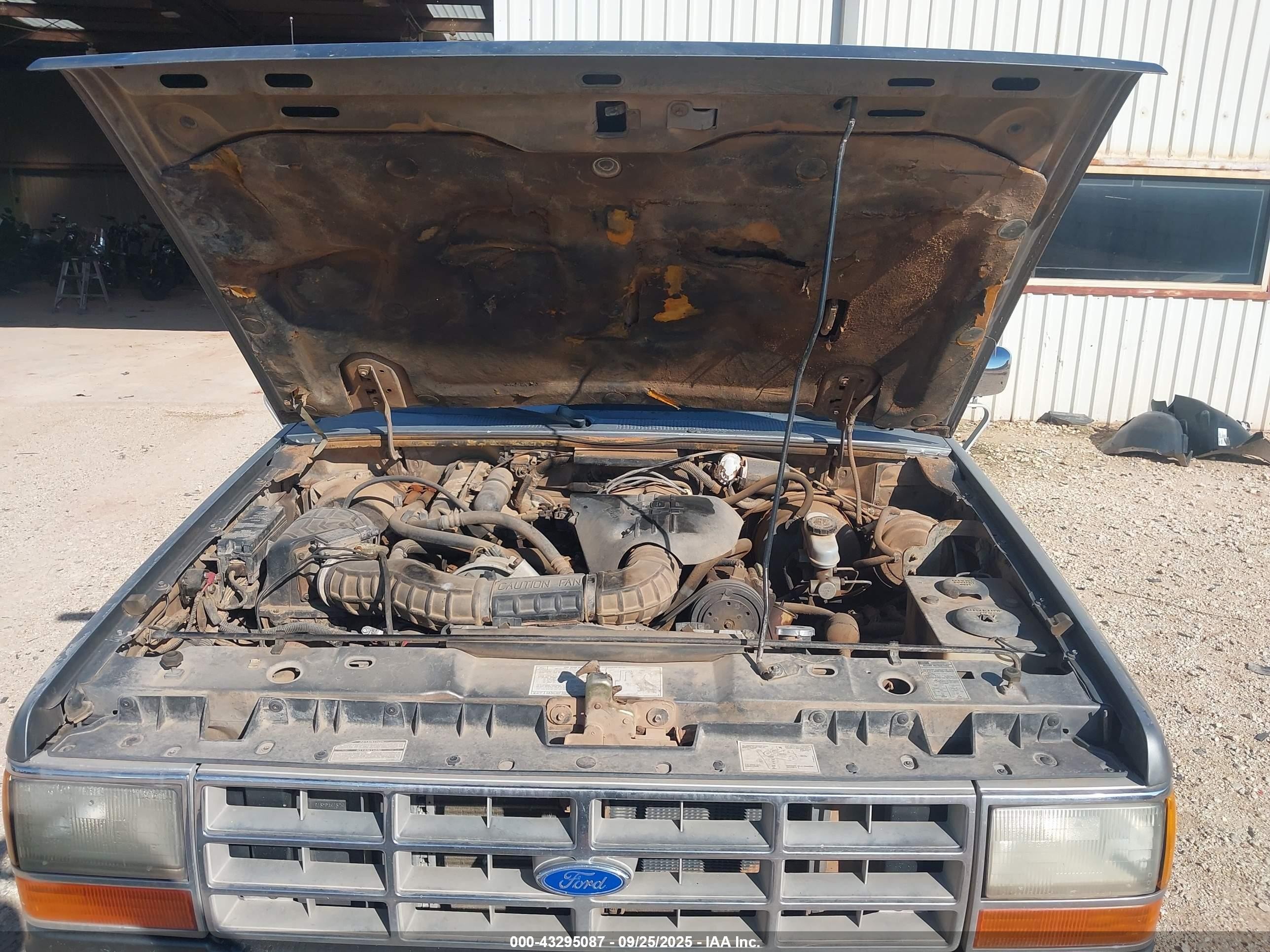 1991 Ford Ranger Super Cab Серый vin: 1FTCR15X5MPA41574