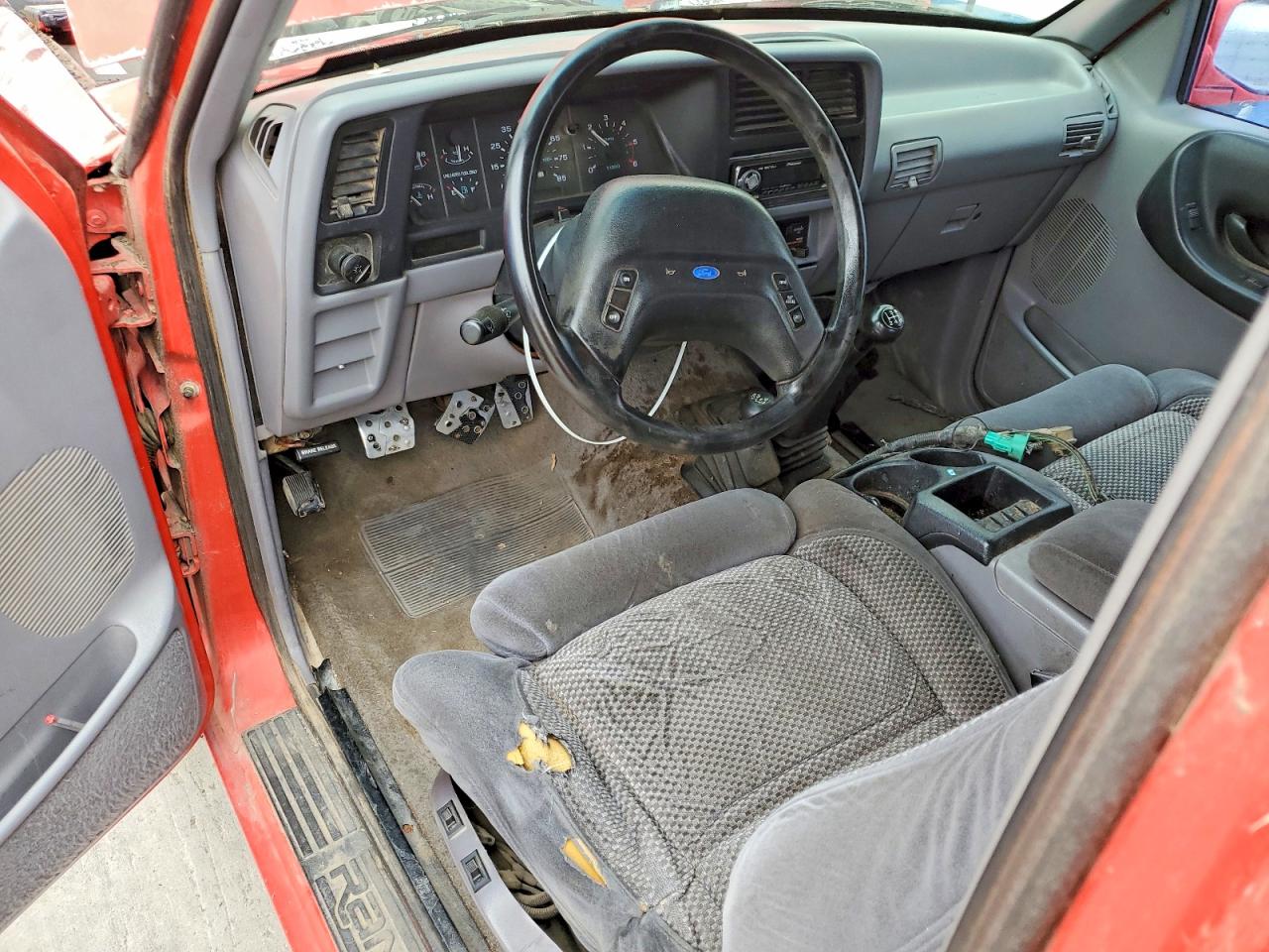 1994 Ford Ranger Super Cab Red vin: 1FTCR15X7RPA42135