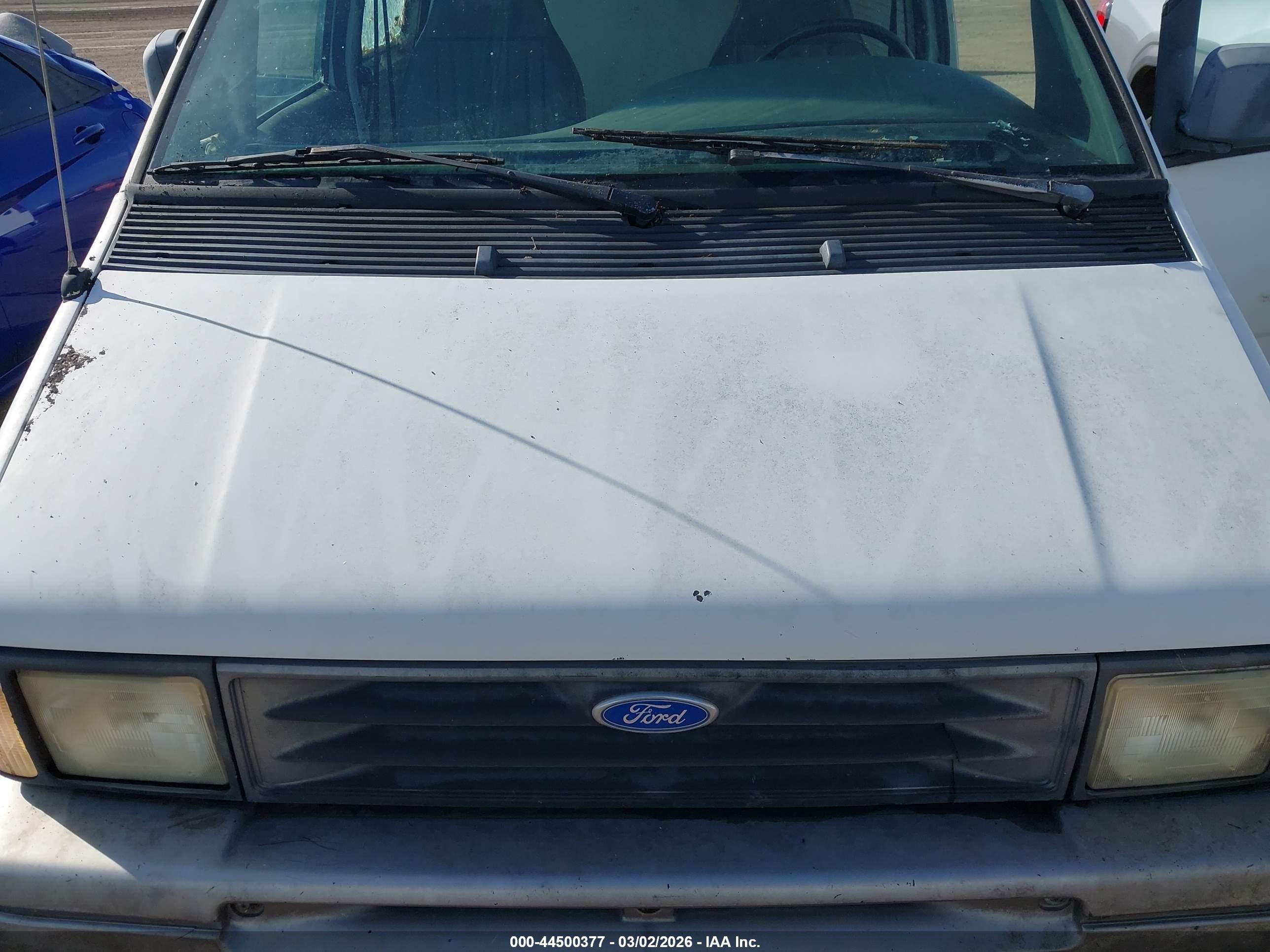 1997 Ford Aerostar Standard White vin: 1FTDA14U4VZB47586