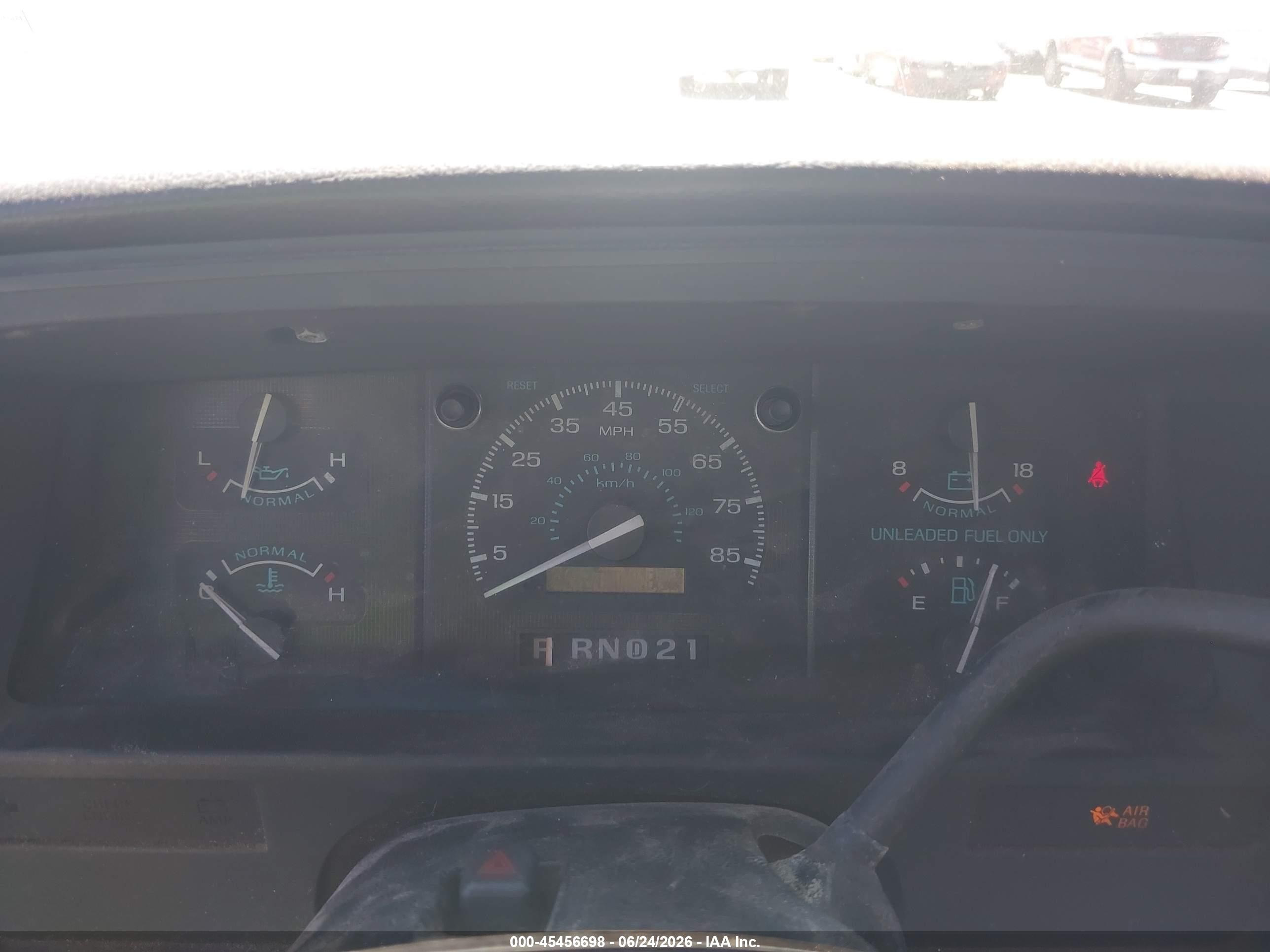 1992 Ford Econoline E150 Van Белый vin: 1FTDE14Y2NHB04278