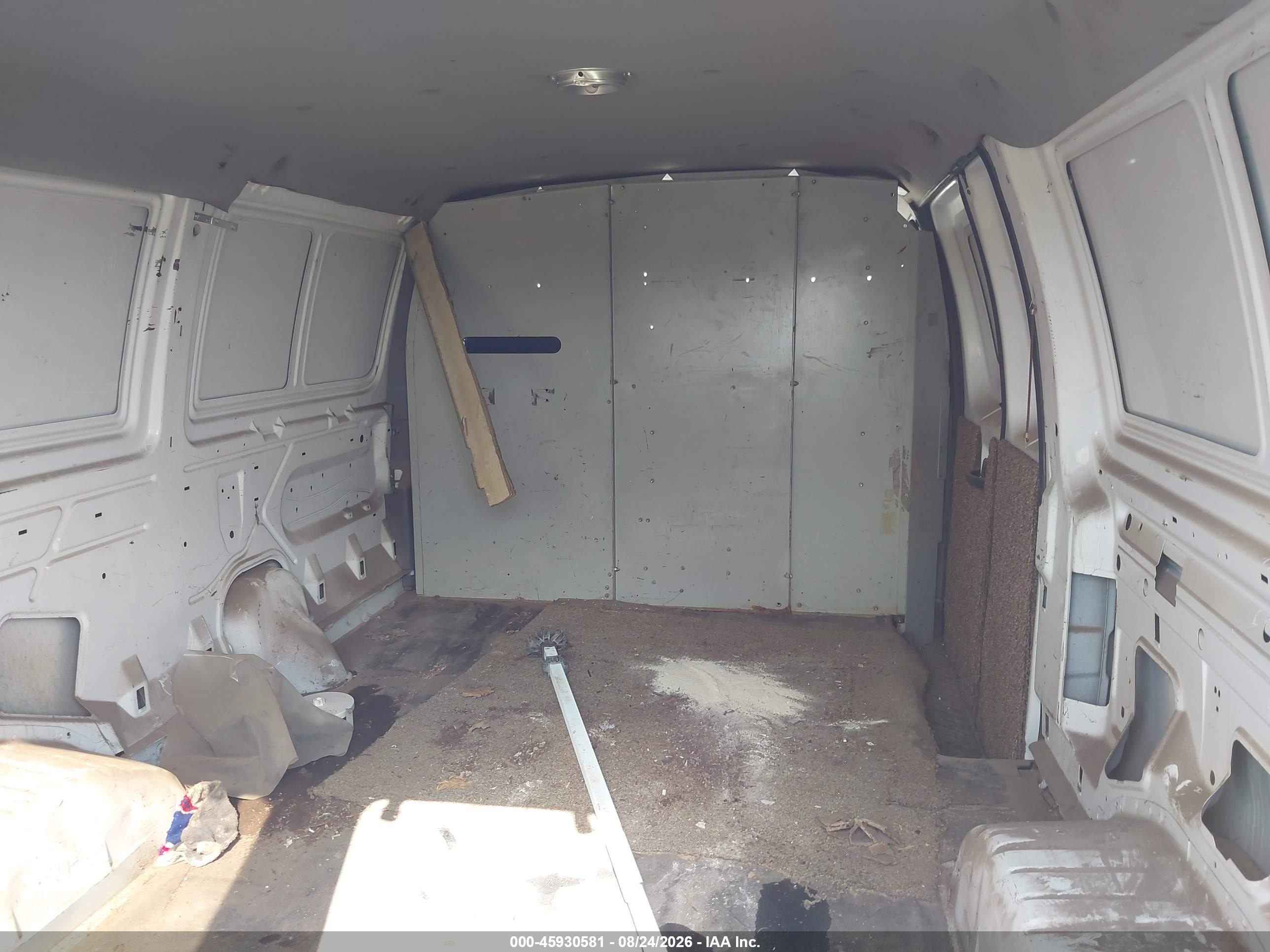 1993 Ford Econoline E150 Van Белый vin: 1FTDE14Y6PHA48316