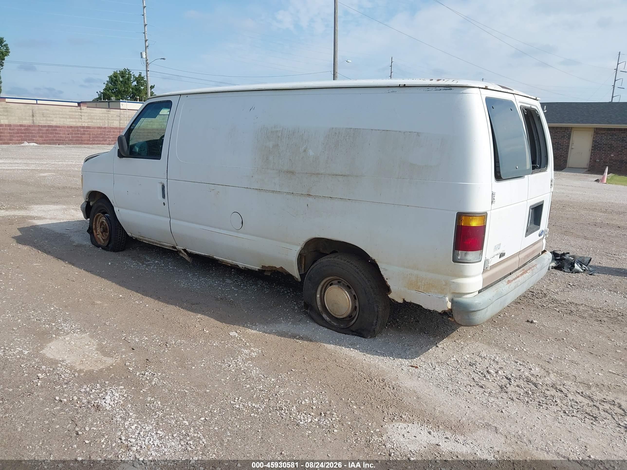 1993 Ford Econoline E150 Van Белый vin: 1FTDE14Y6PHA48316