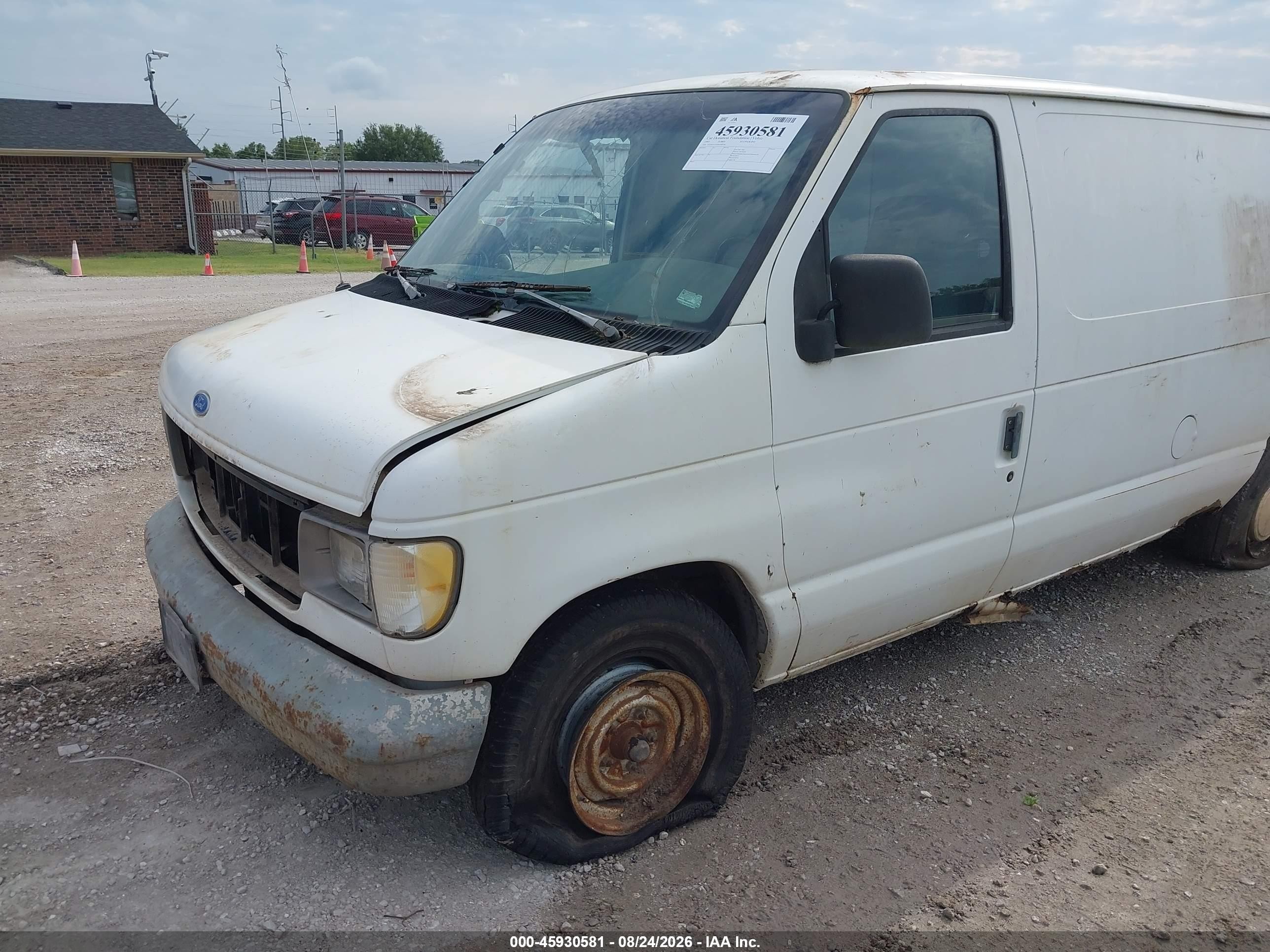 1993 Ford Econoline E150 Van Белый vin: 1FTDE14Y6PHA48316