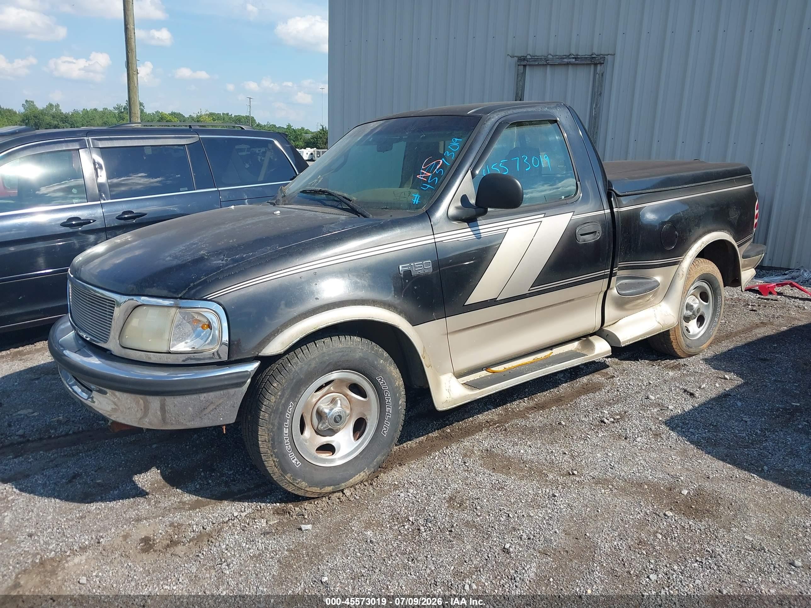 1997 Ford F150   Black vin: 1FTDF0721VKC06950