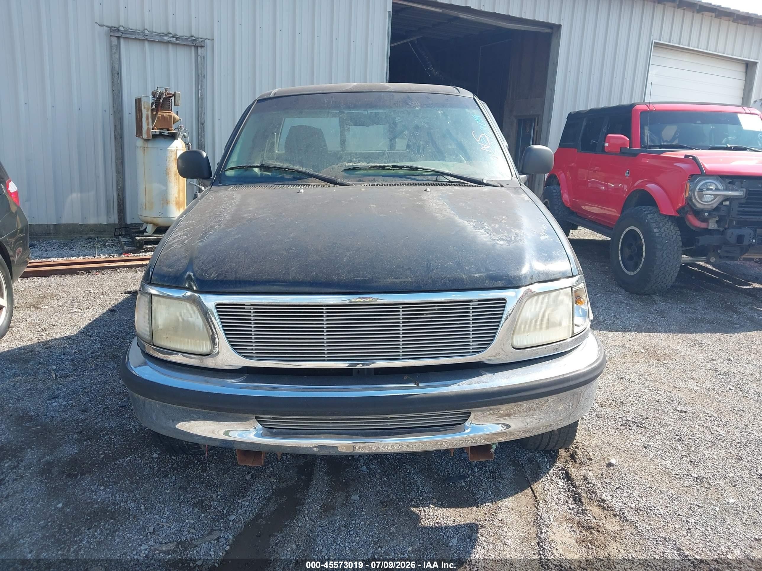 1997 Ford F150   Black vin: 1FTDF0721VKC06950