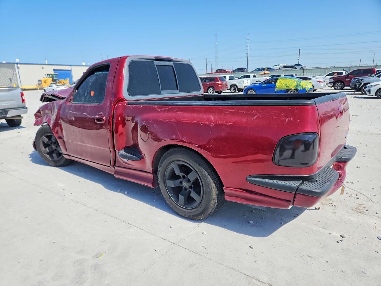 1997 Ford F150 Burgundy vin: 1FTDF07W5VKB73938