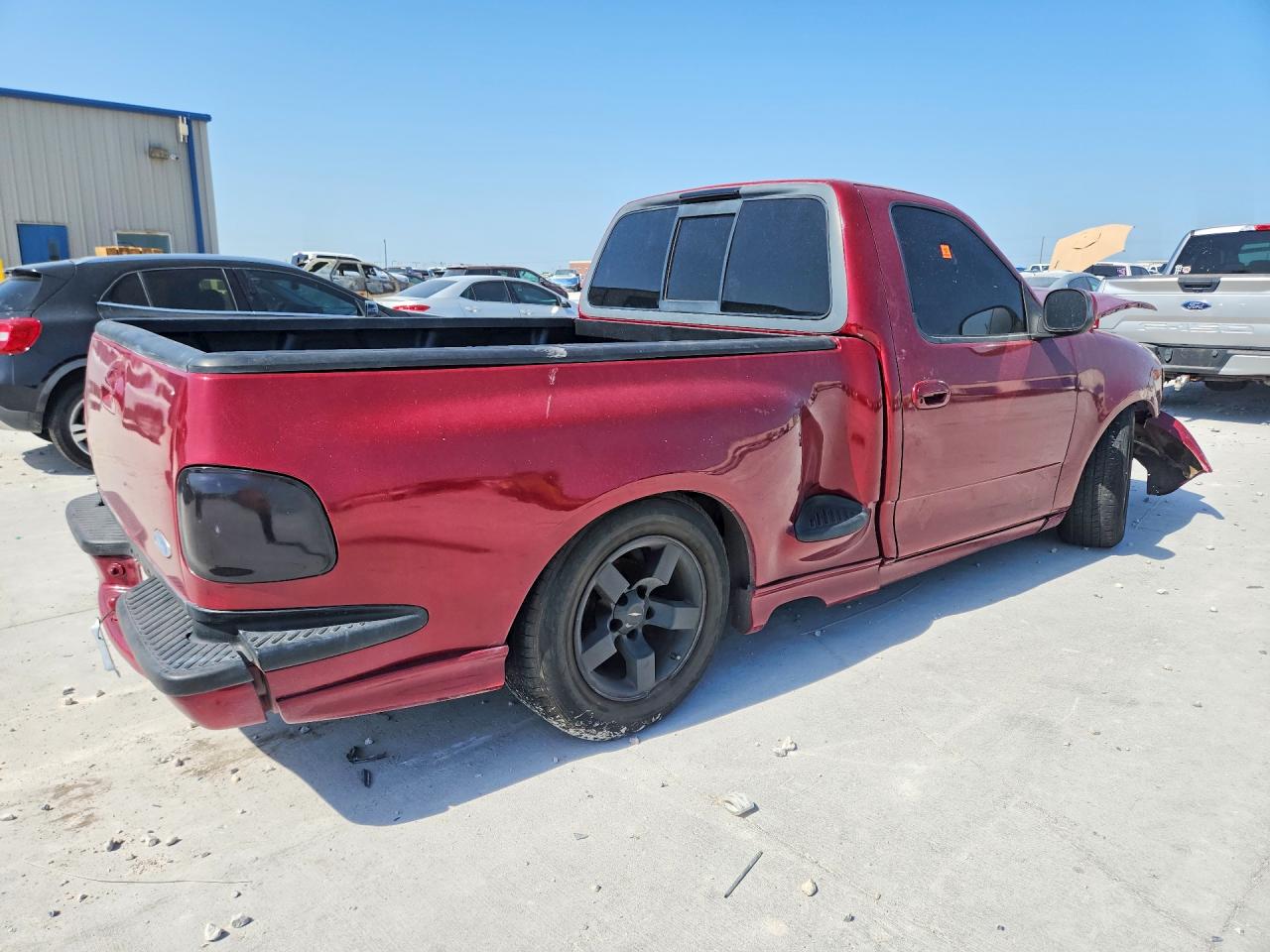 1997 Ford F150 Burgundy vin: 1FTDF07W5VKB73938