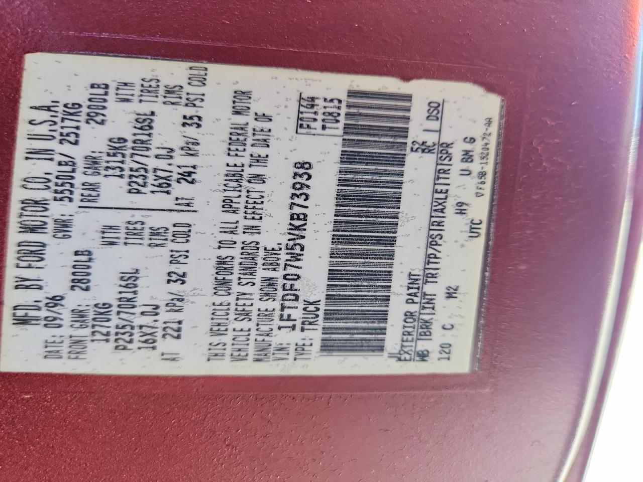 1997 Ford F150 Burgundy vin: 1FTDF07W5VKB73938