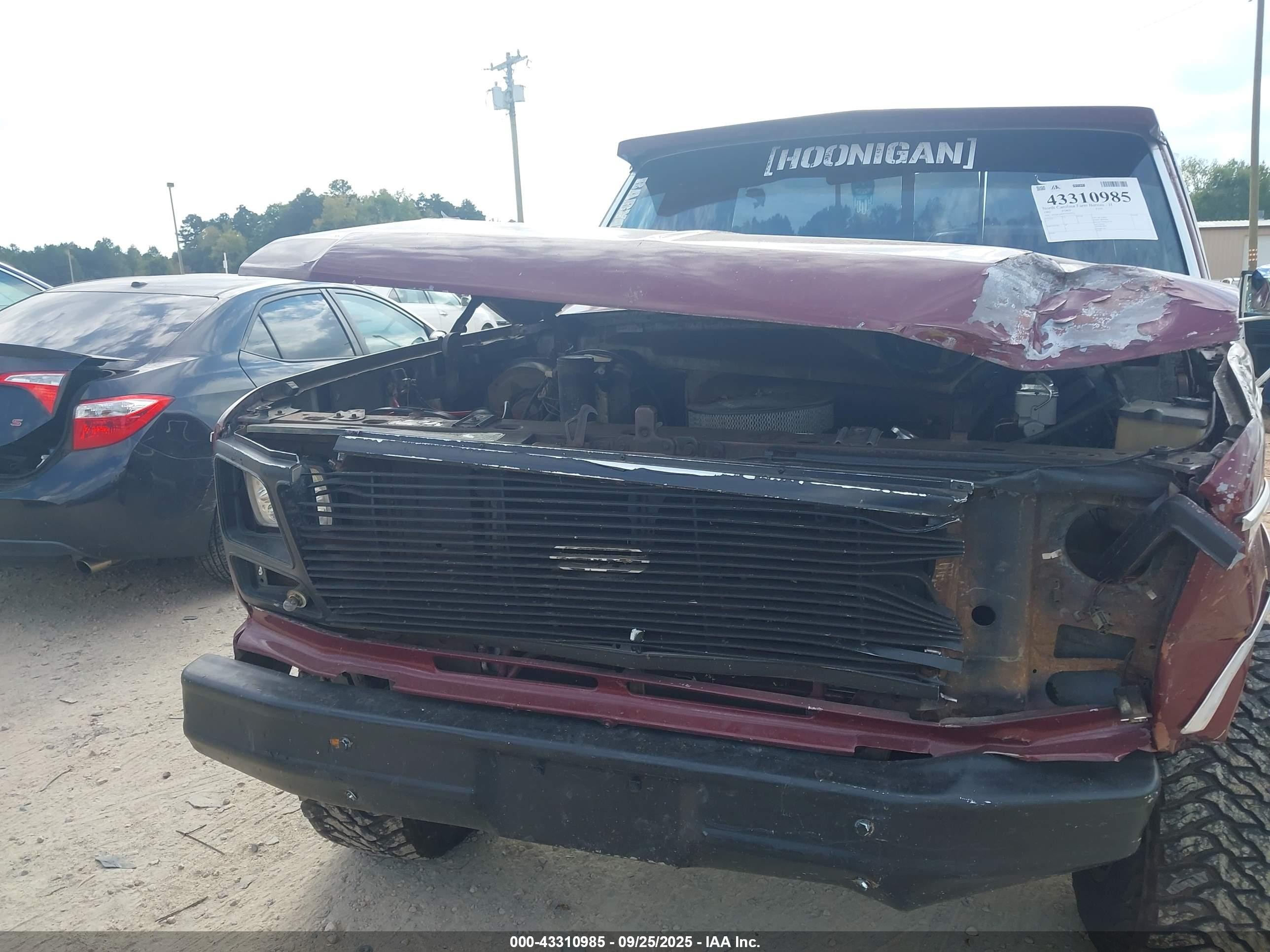1982 Ford F150   Темно-бордовый vin: 1FTDF15E6CNA64271