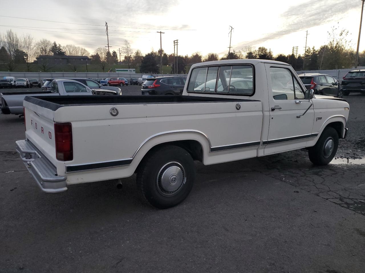 1982 Ford F150 White vin: 1FTDF15E7CRA25357